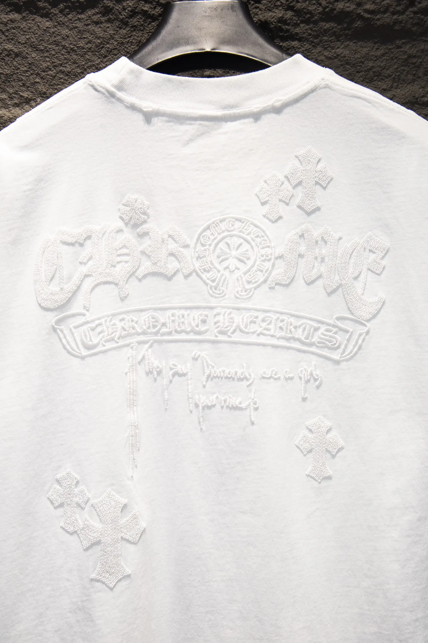 Embroidered Distressed Oversized T-Shirt D14515088 — view 5