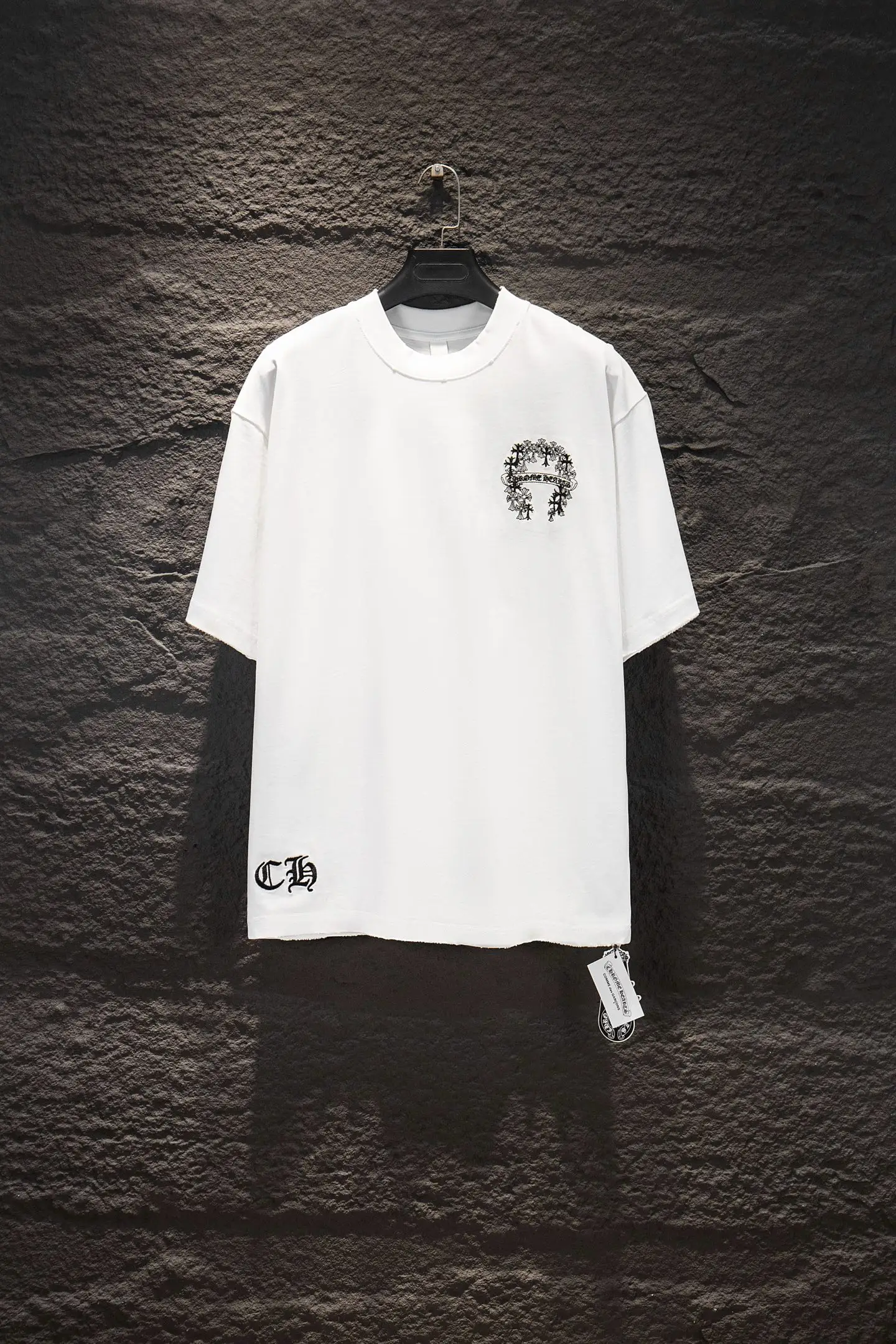 Distressed Embroidered Oversized Cotton T-Shirt D14515084