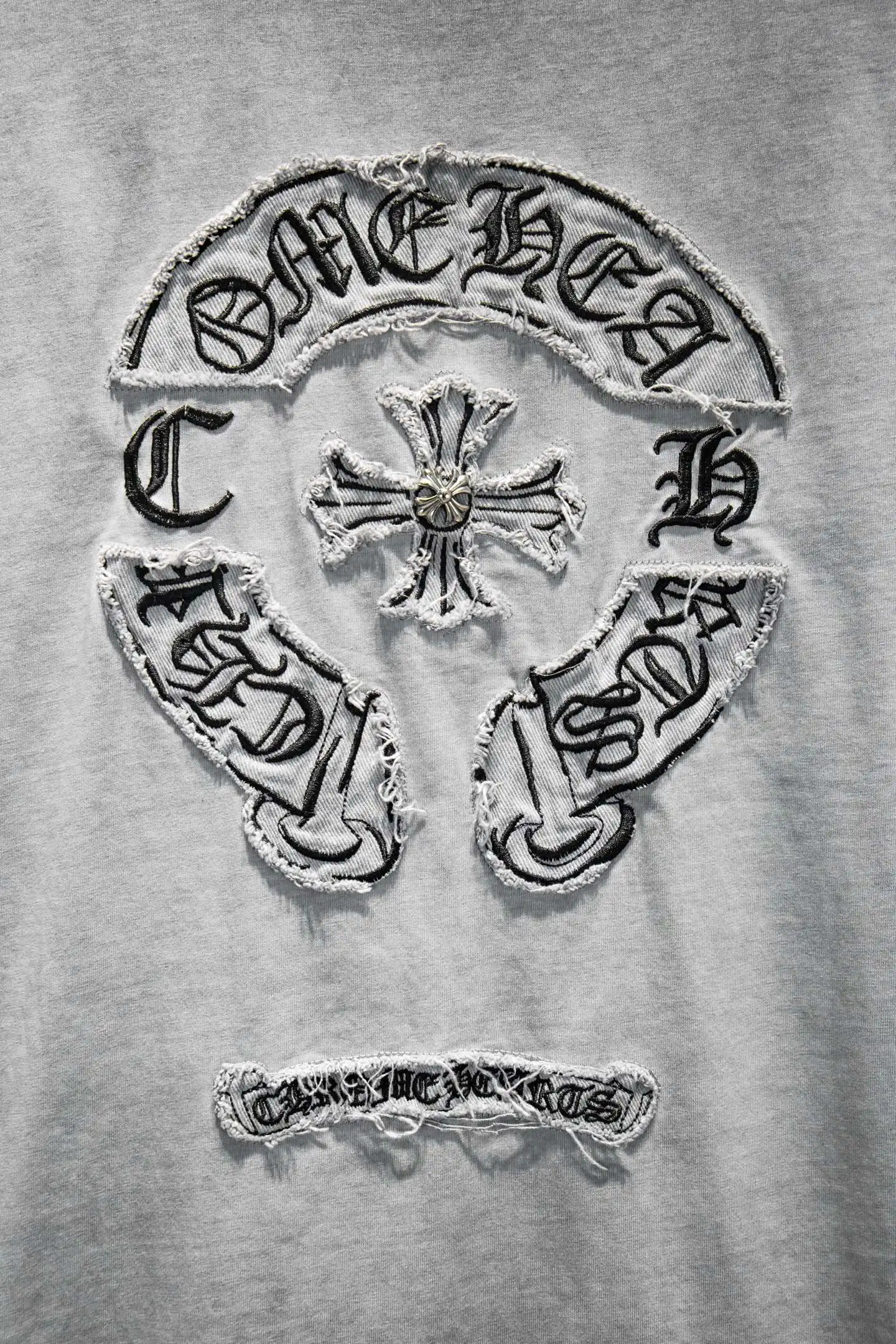 Embroidered Distressed Oversized T-Shirt D14515077 — view 4