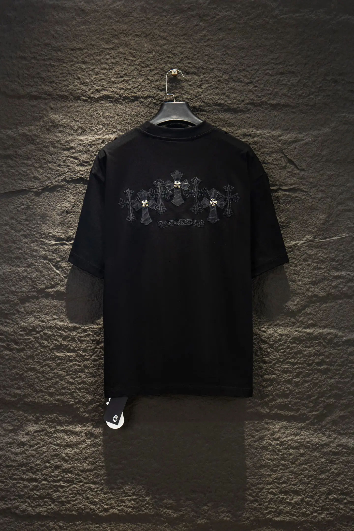 Embroidered Leather Patch Oversized T-Shirt D13515076 — view 2