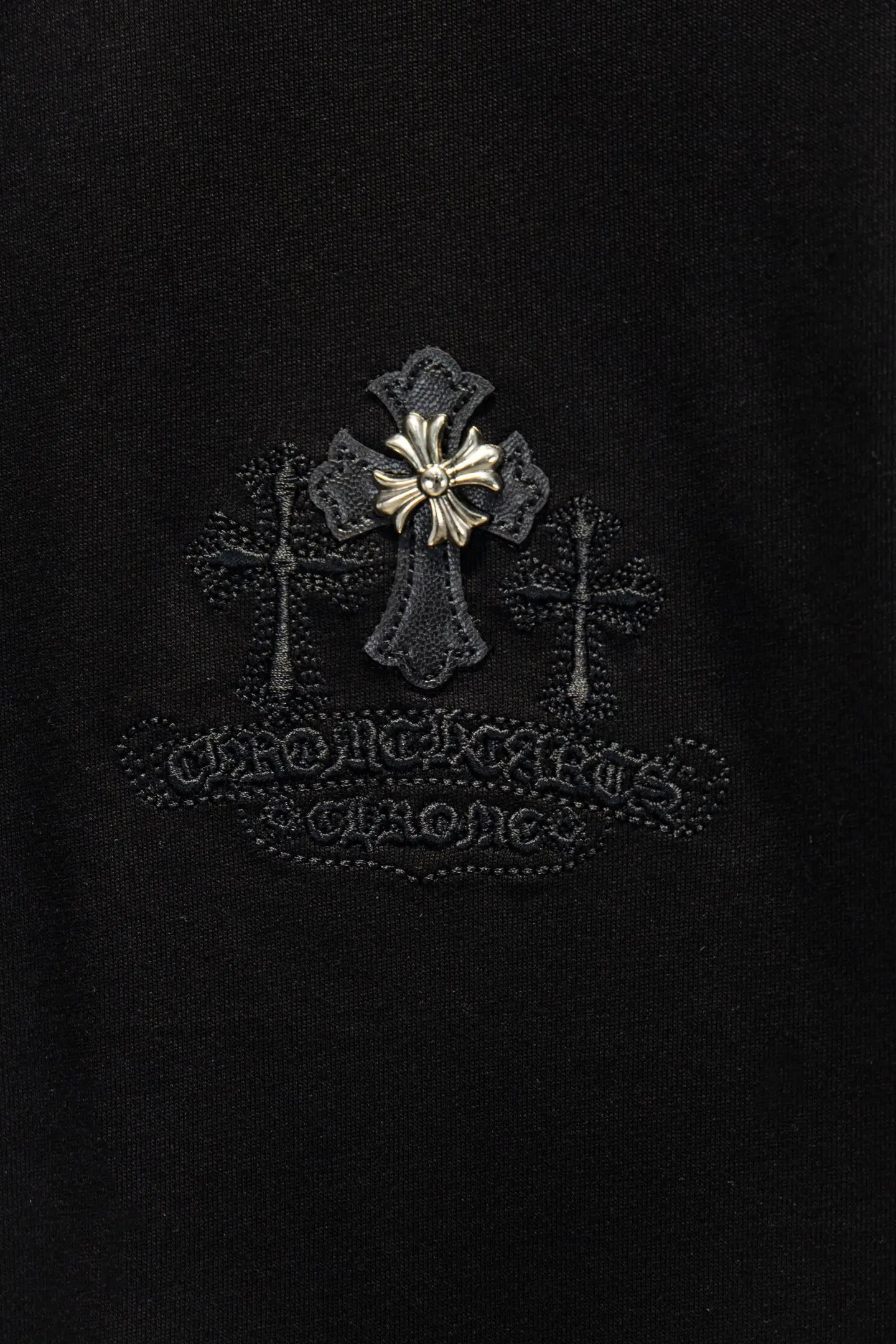 Embroidered Leather Patch Oversized T-Shirt D13515076 — view 4