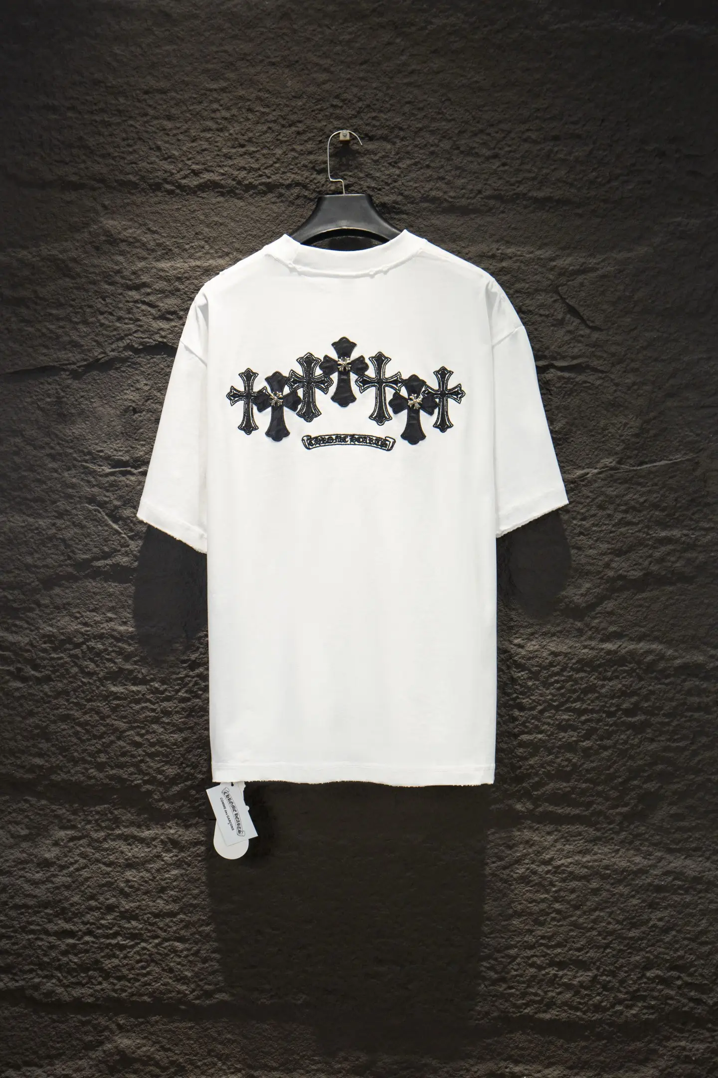 Distressed Embroidered Leather Patch T-Shirt D13515075