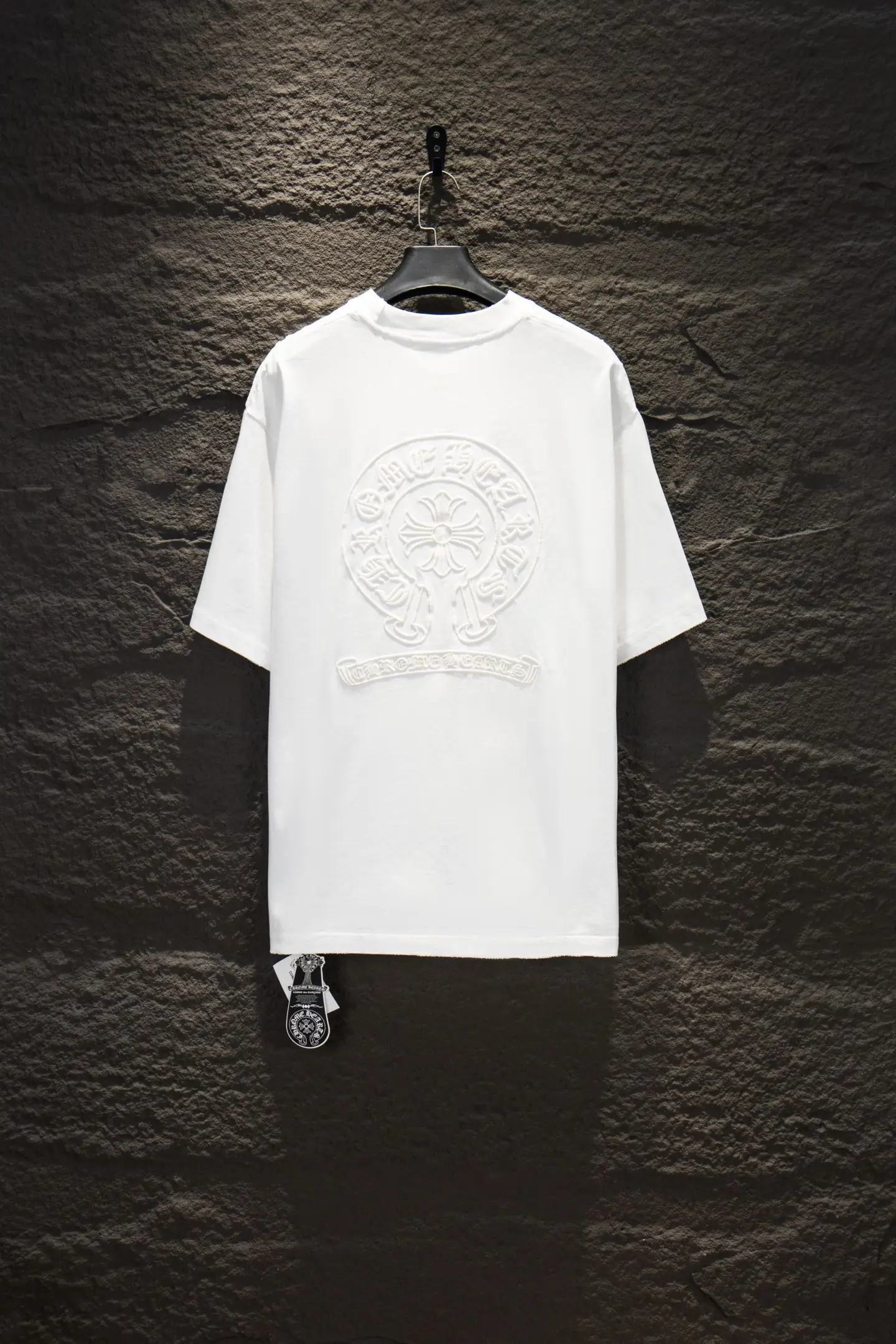 Embroidered Oversized Distressed Cotton T-Shirt D15012270 — view 2