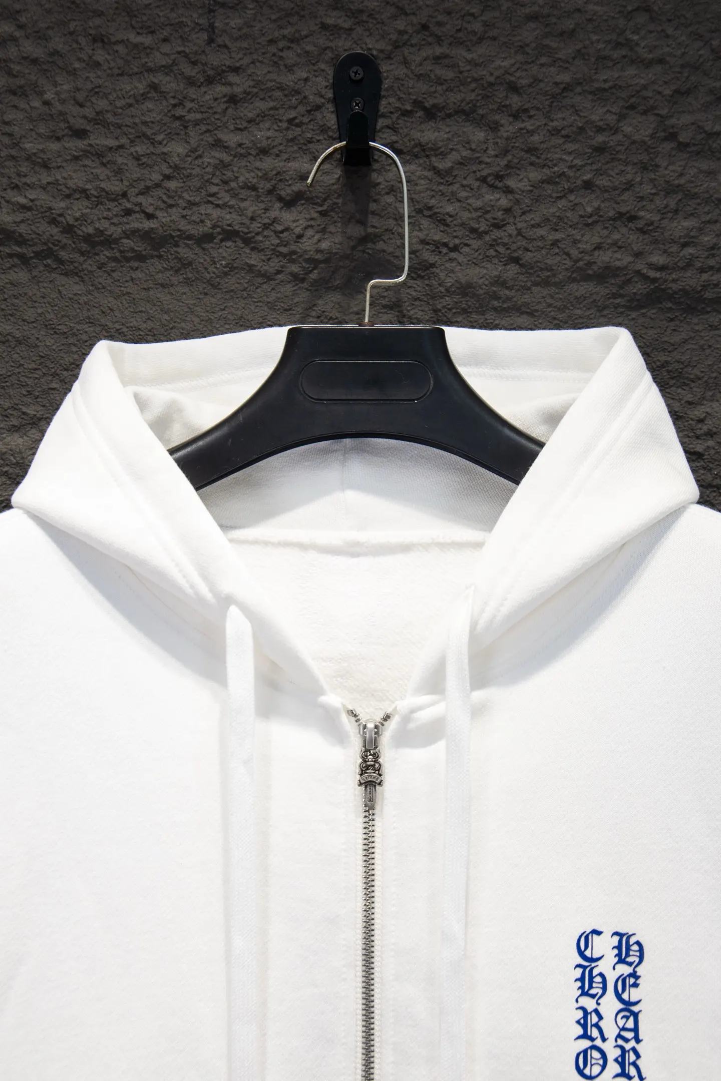 Logo-Print Cotton-Fleece Zip-Up Hoodie D22922918 — view 3