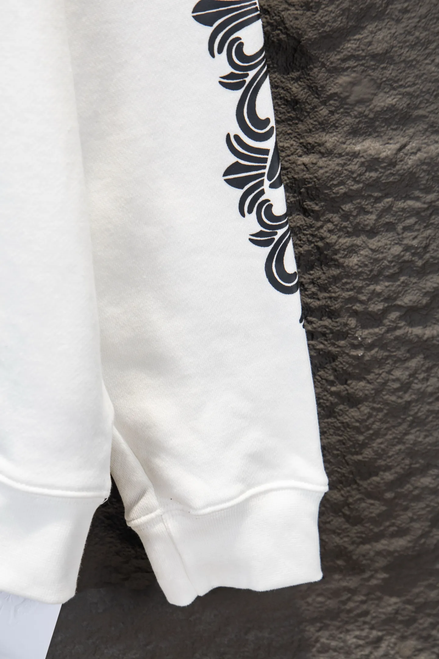Logo-Print Cotton-Fleece Zip-Up Hoodie D22922949 — view 7