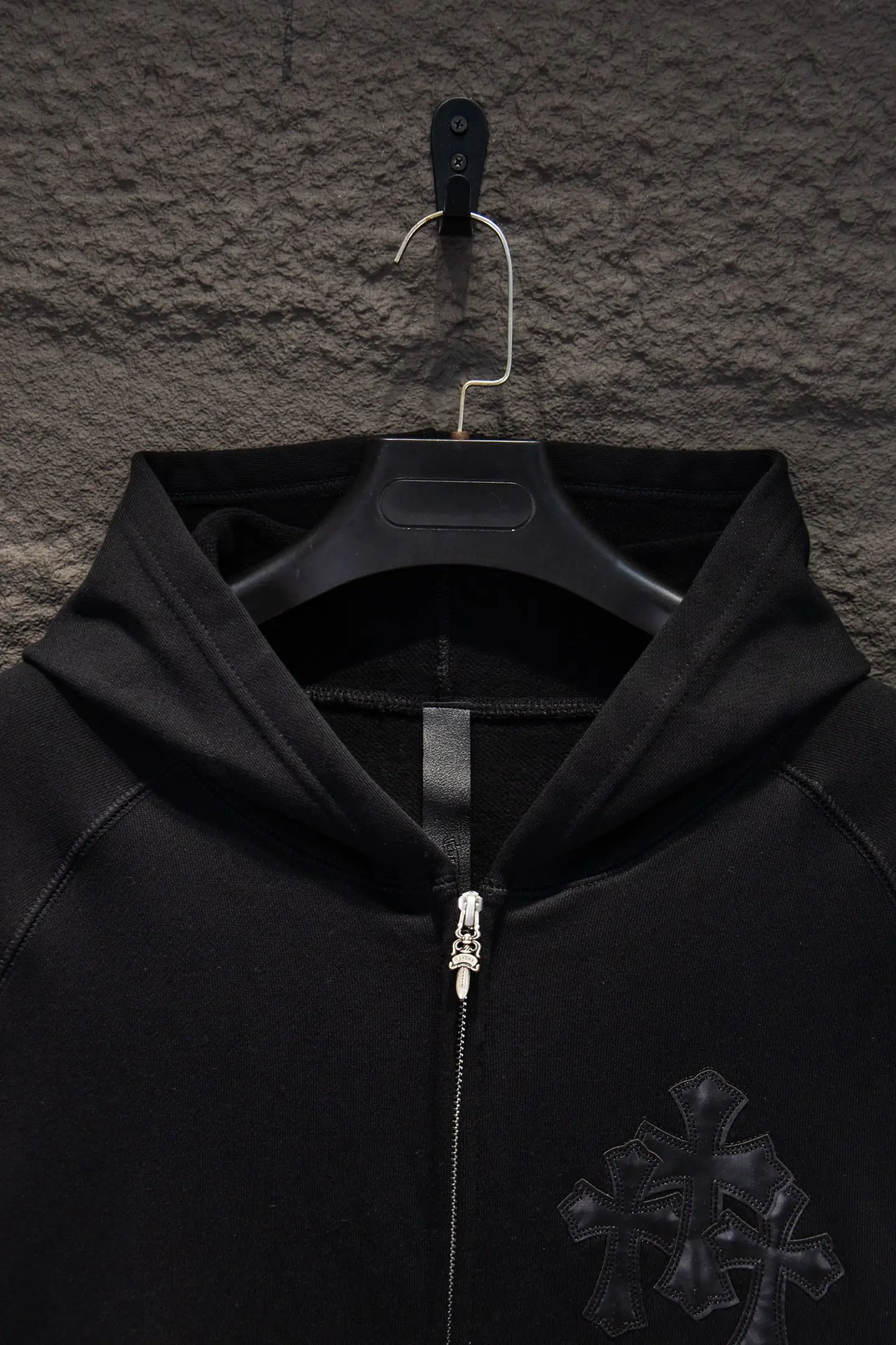 Embroidered Logo Oversized Zip-Up Hoodie D22522933 — view 3