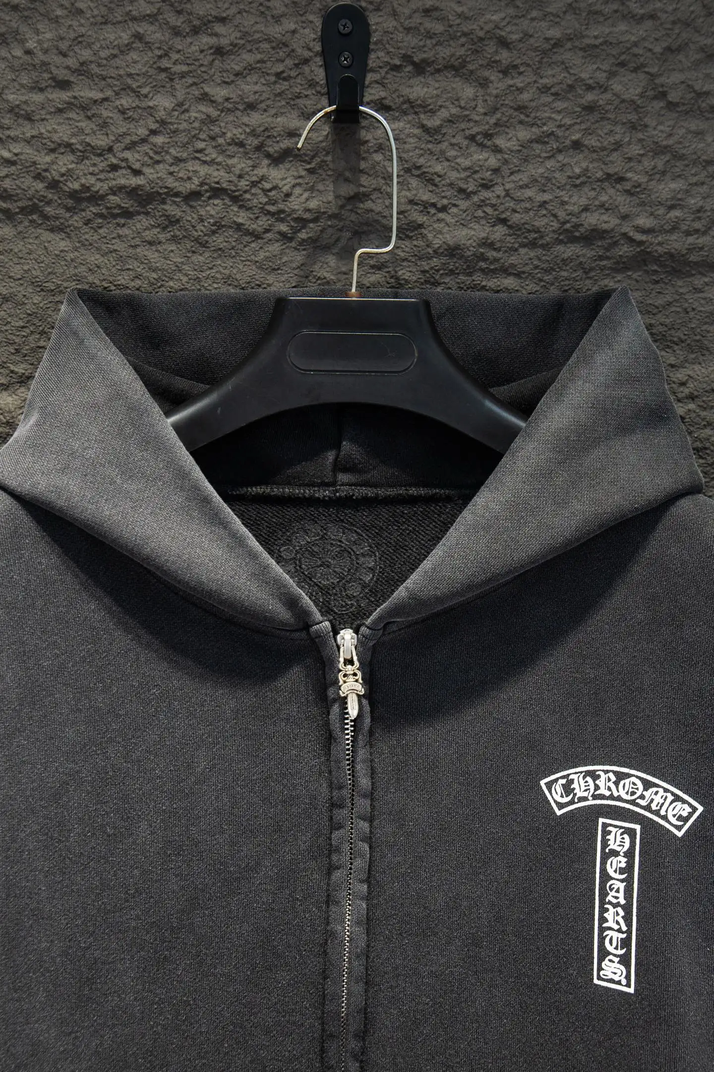 Logo-Print Washed Cotton Zip-Up Hoodie D23522908 — view 3