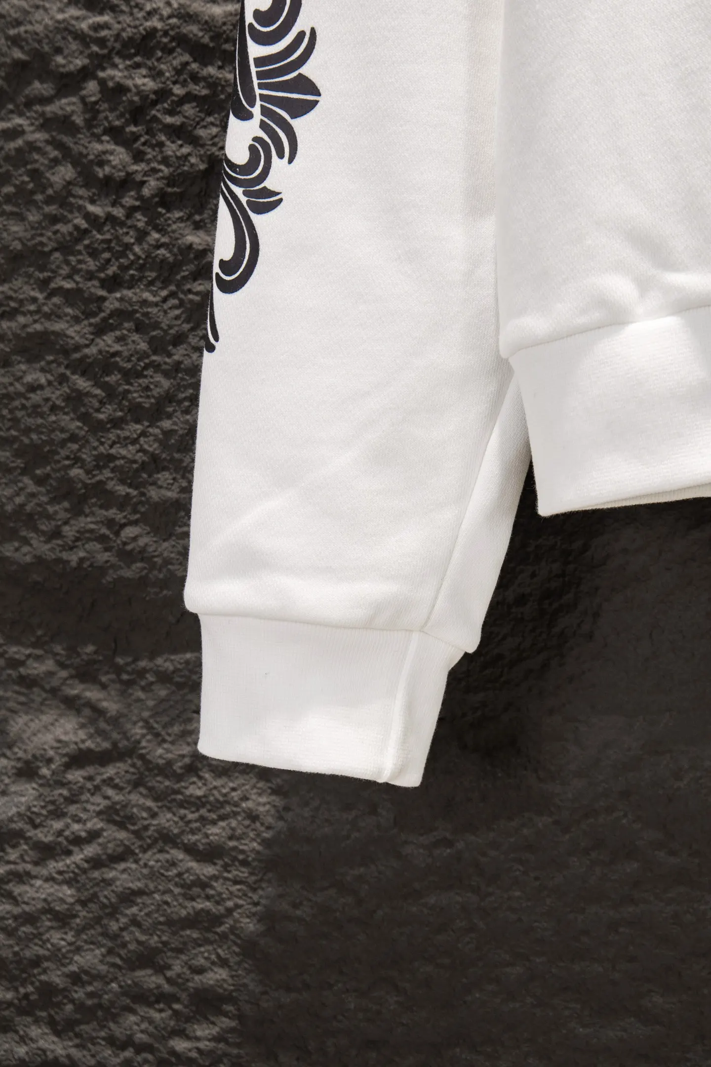 Logo-Print Oversized Cotton-Fleece Hoodie D20522942 — view 10
