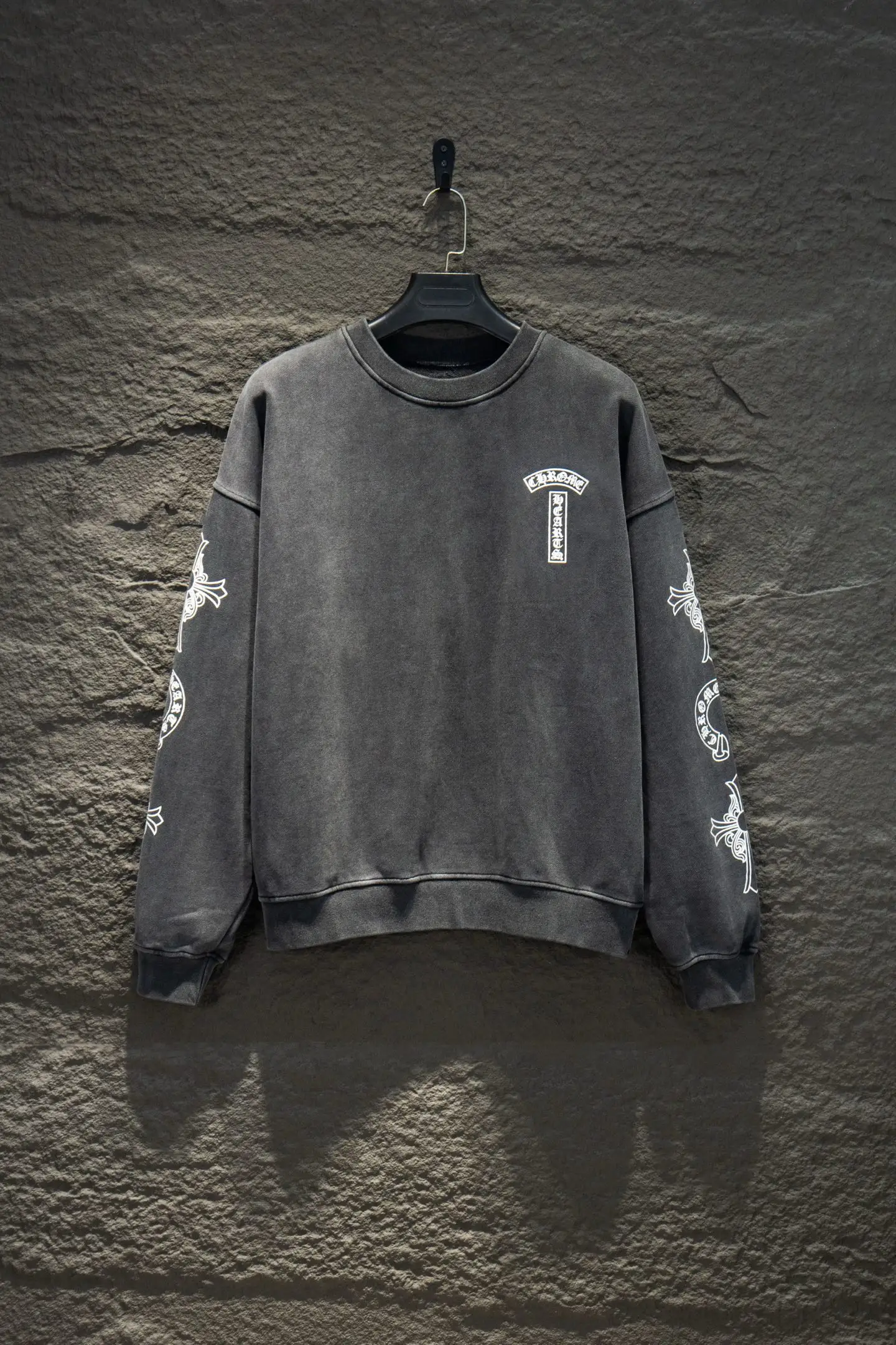 Washed Cotton Crew-Neck Sweatshirt D18922907