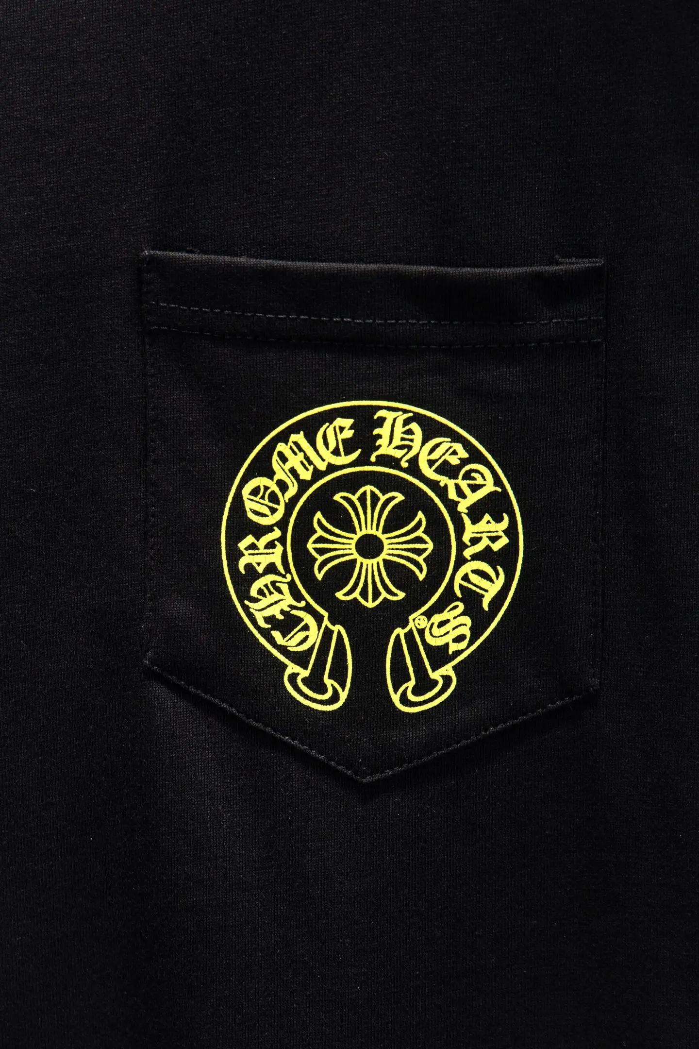 Oversized Logo-Print Long-Sleeve T-Shirt D14922971 — view 4