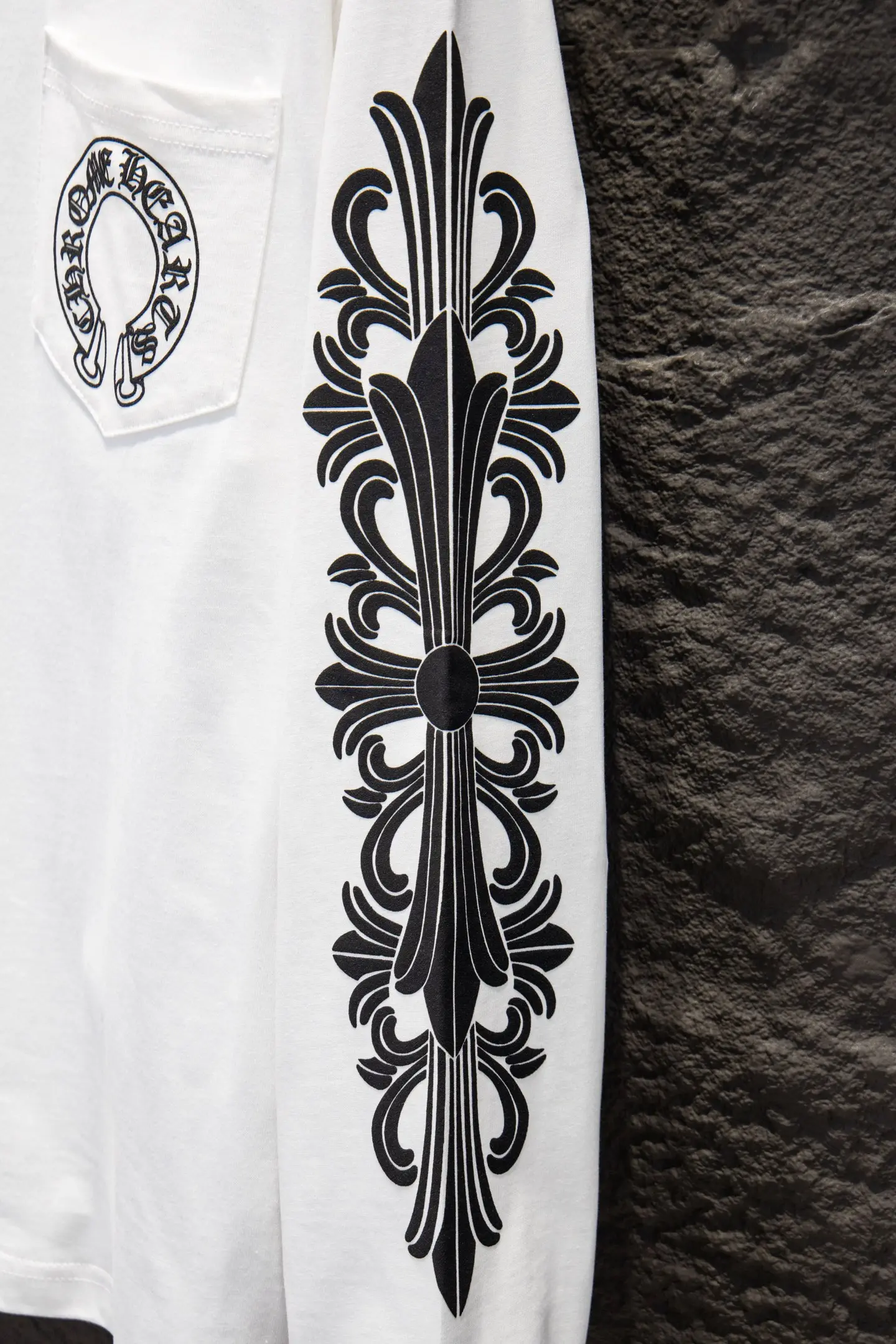 Horseshoe Logo Oversized Long-Sleeve T-Shirt D14922976 — view 6
