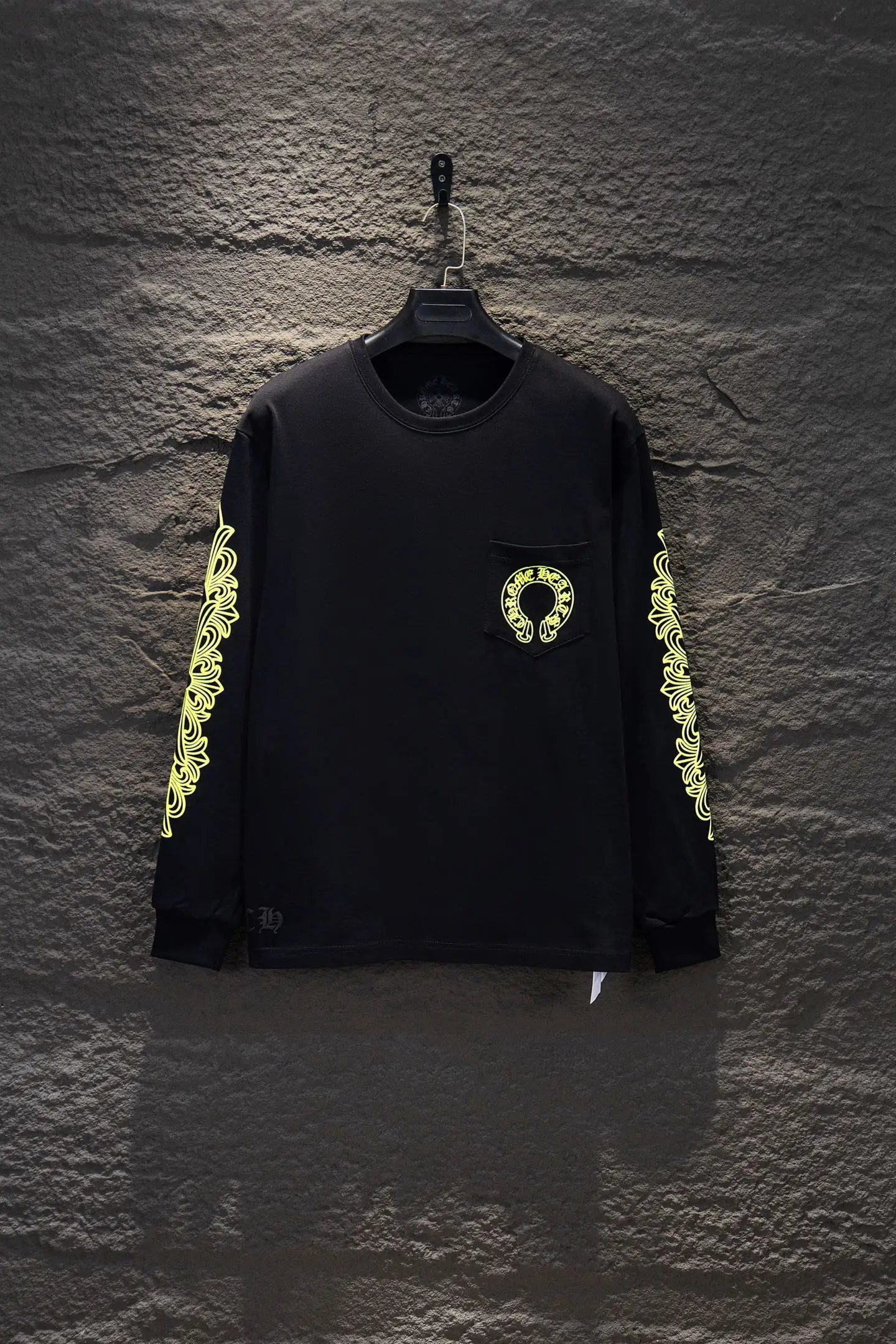 Horseshoe Logo Oversized Long-Sleeve T-Shirt D14922974