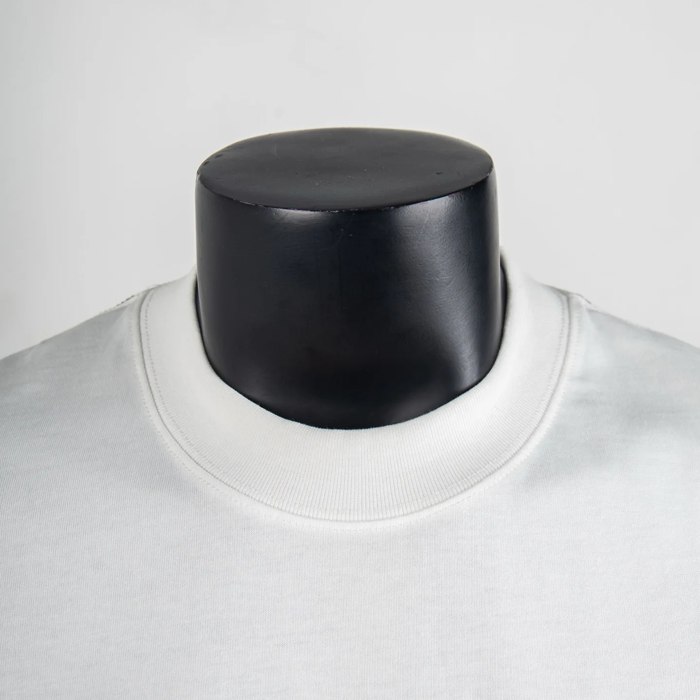Embroidered Animal Pocket T-Shirt D11912326 — view 3