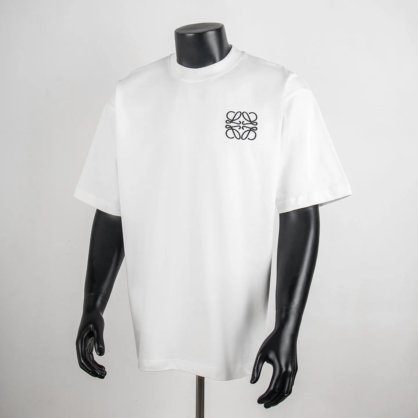 Anagram Embroidered Cotton T-Shirt D11512319