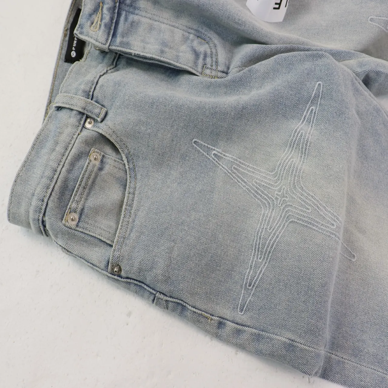 Embroidered Star Slim-Fit Jeans D13011851 — view 5