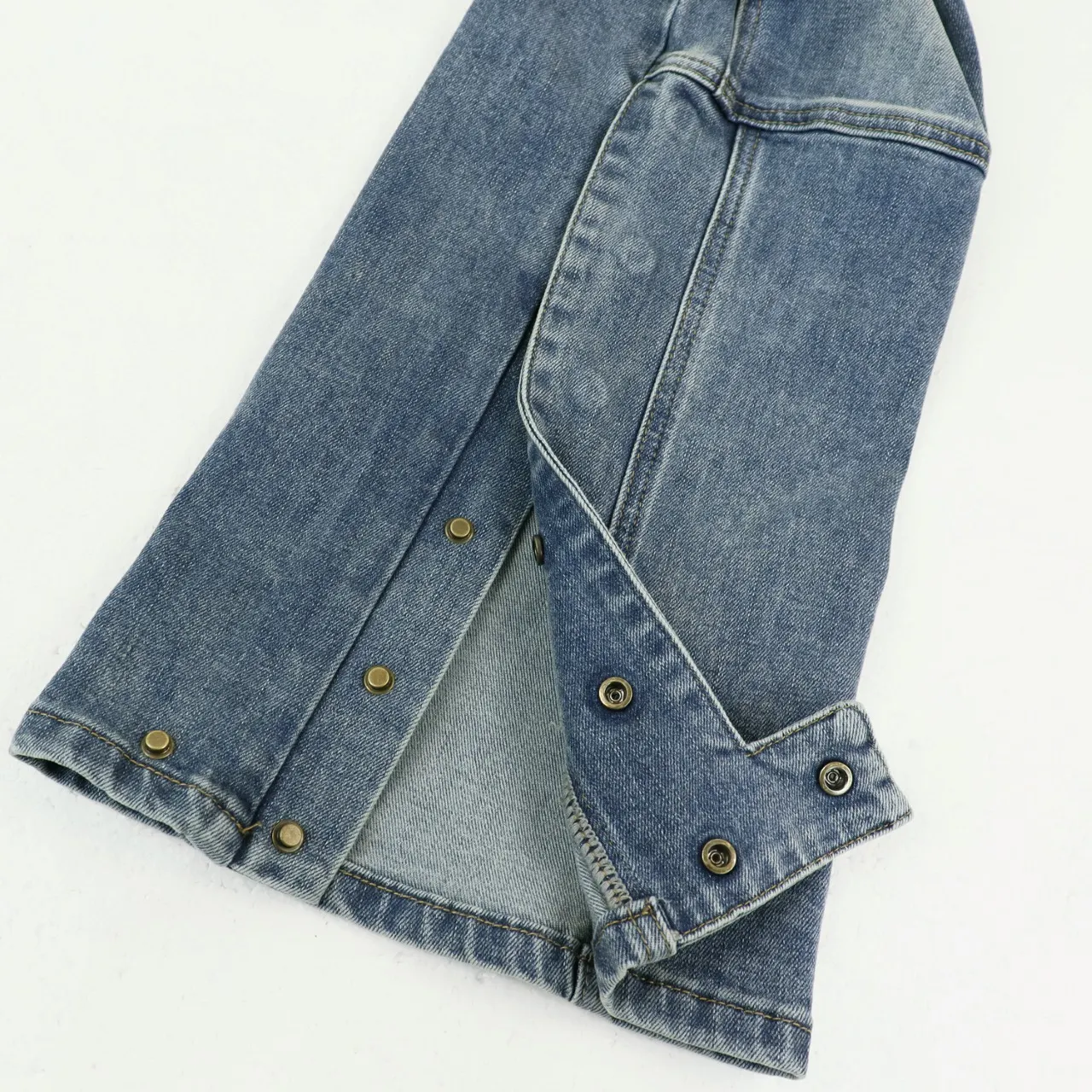 Purple Brand Distressed Straight-Leg Jeans D13811850 — view 4