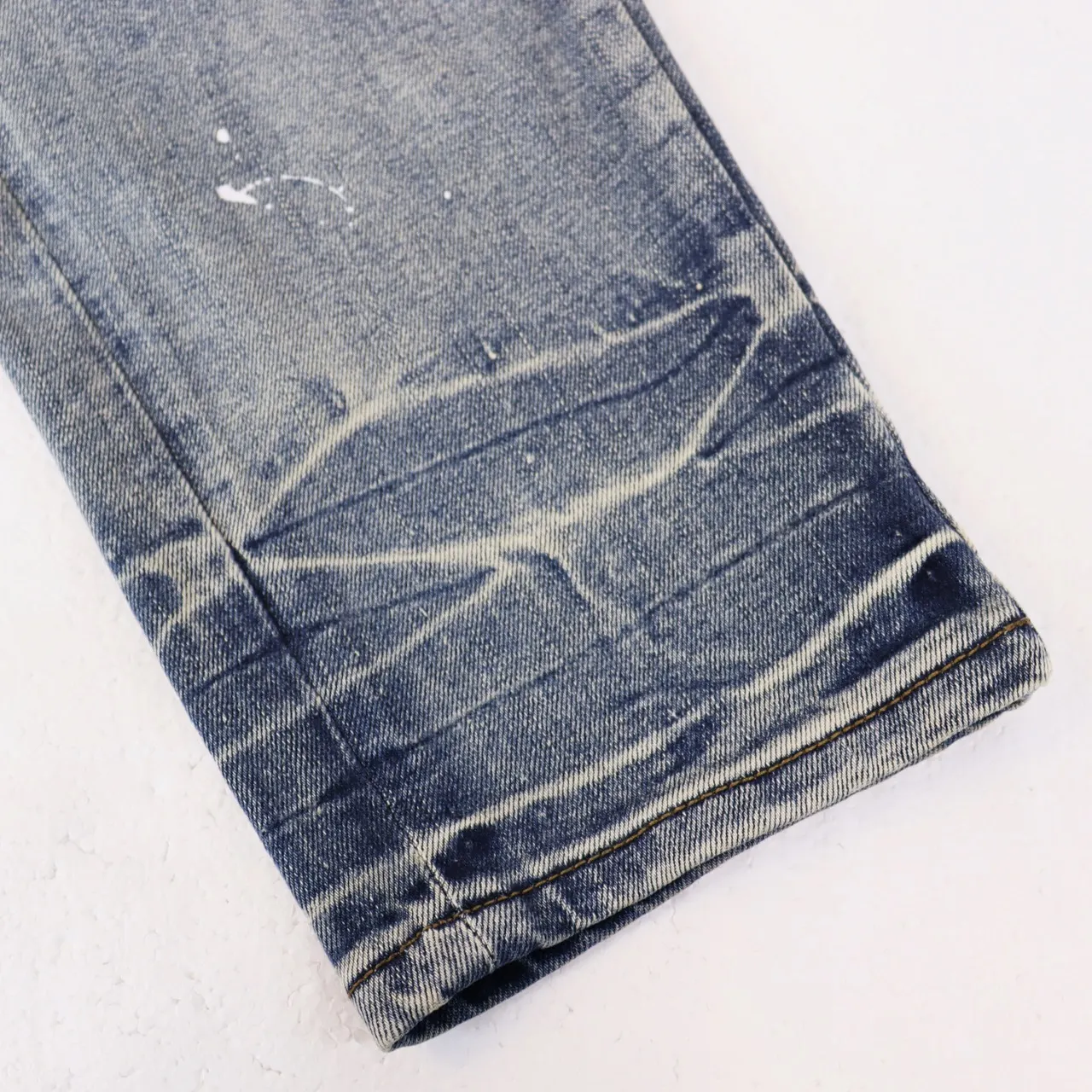 Distressed Slim-Fit Embroidered Jeans D13811848 — view 6