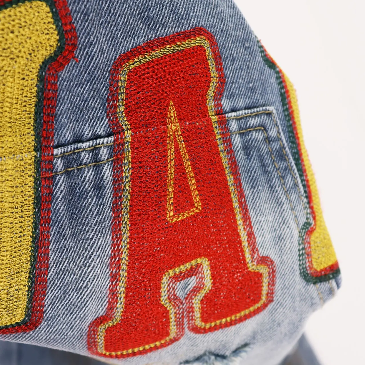 Embroidered Wide-Leg Carpenter Jeans D14811757 — view 4