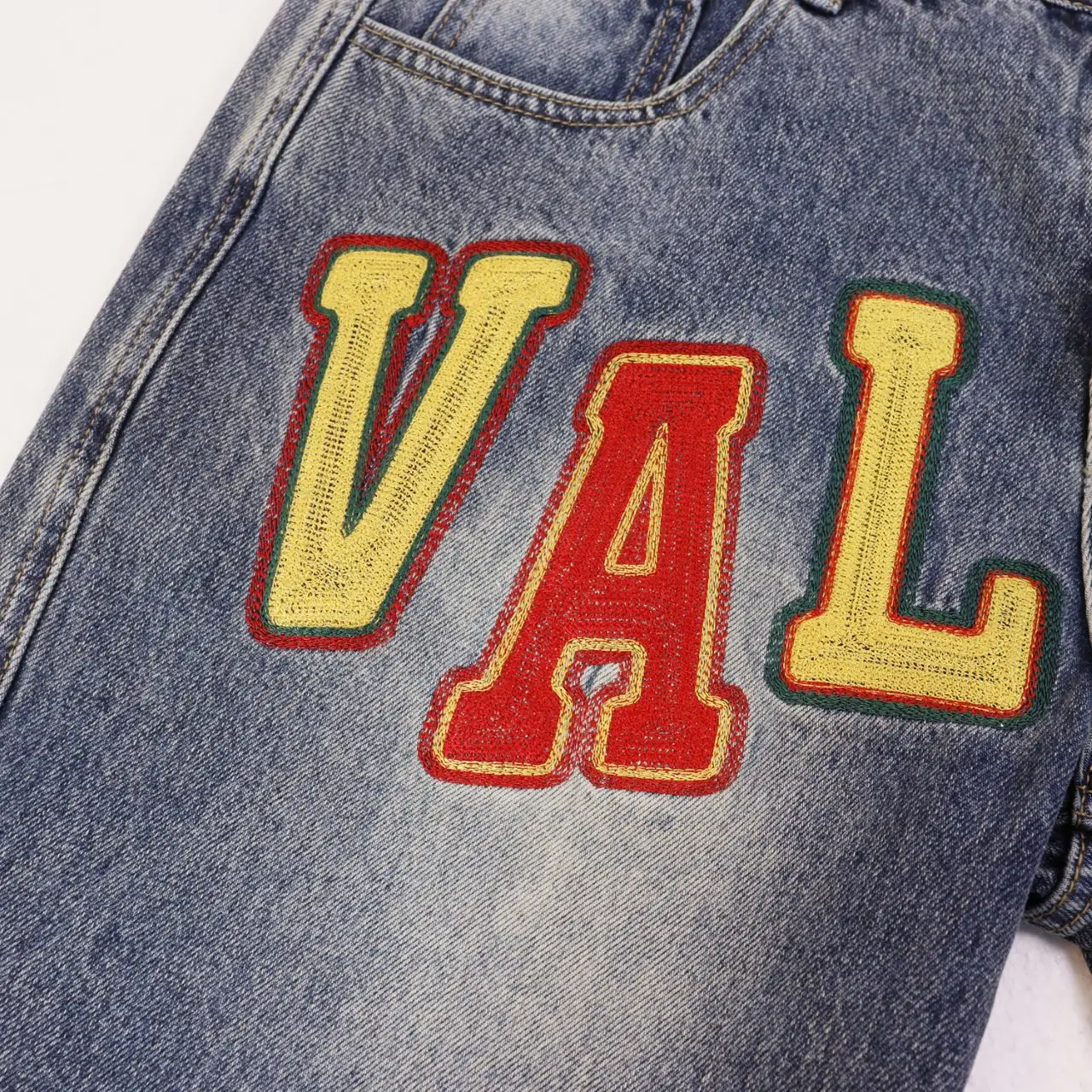 Embroidered Lettering Denim Shorts D11511825 — view 4
