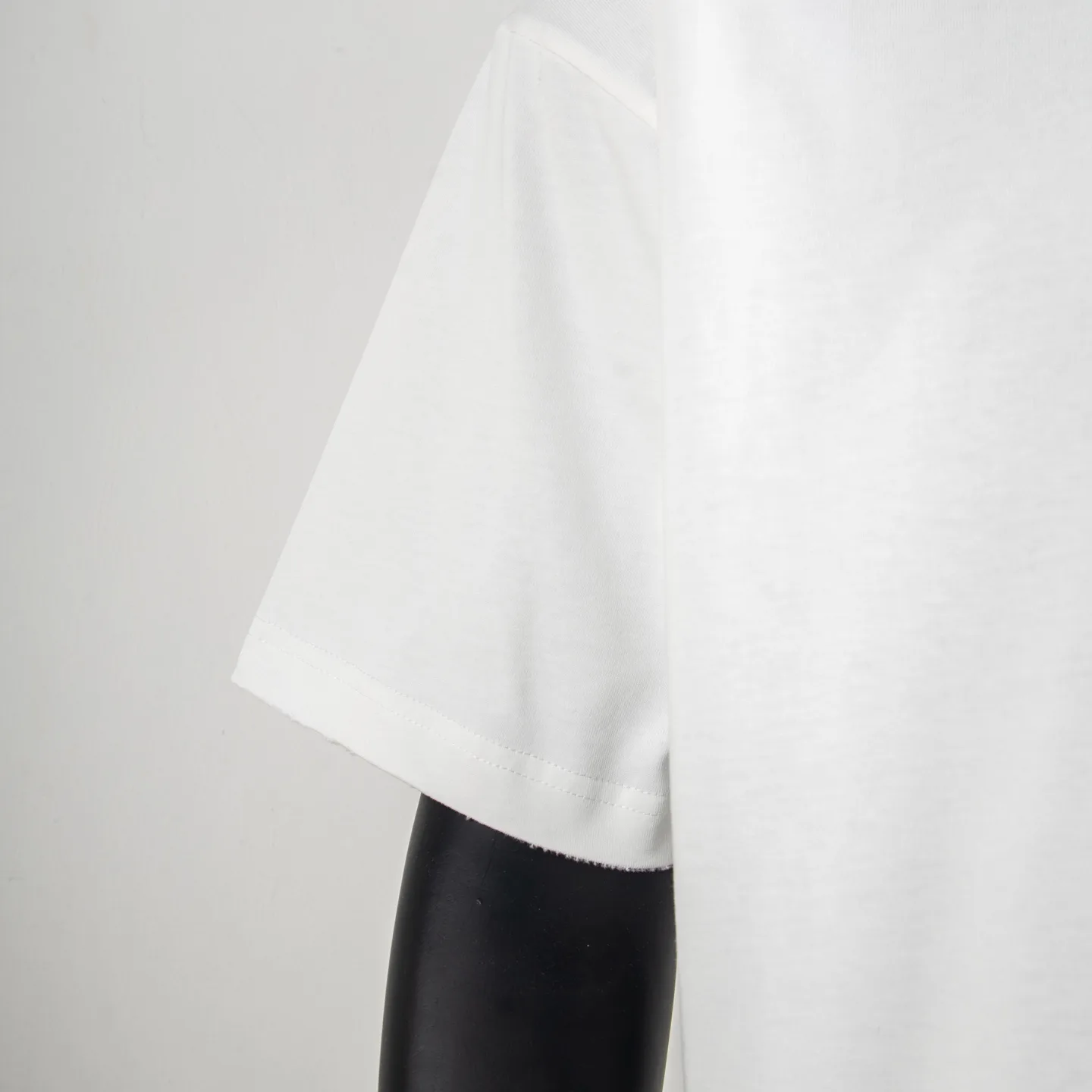Dior 47 Embroidered Cotton T-Shirt D12512311 — view 6