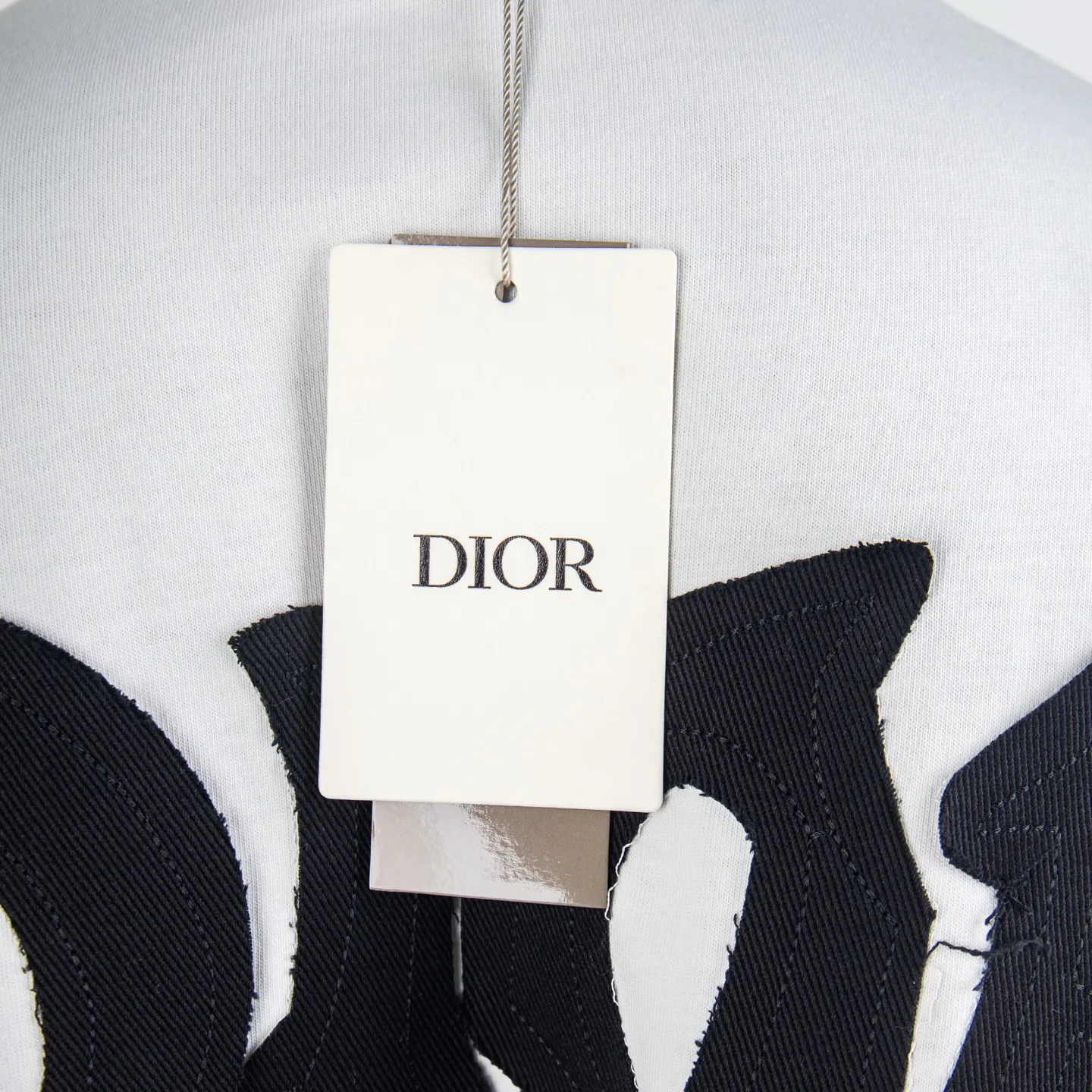 Logo Patch Distressed Cotton T-Shirt D12512309 — view 7