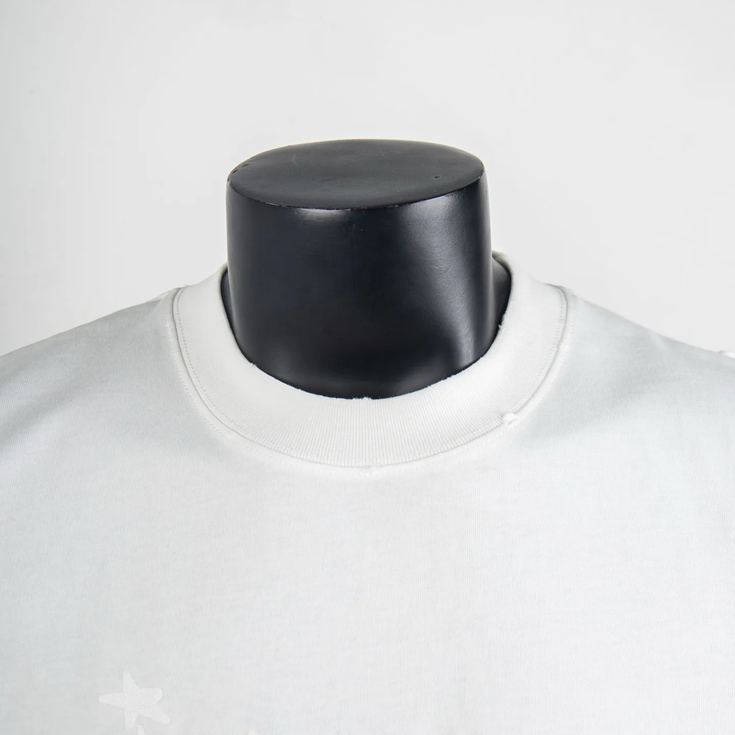 Distressed Logo Embroidery Cotton T-Shirt D11912305 — view 3