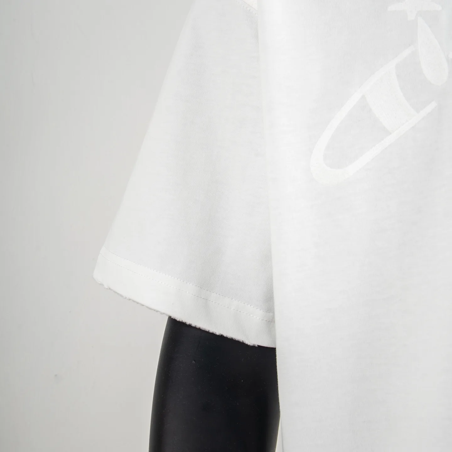 Distressed Logo Embroidery Cotton T-Shirt D11912305 — view 6