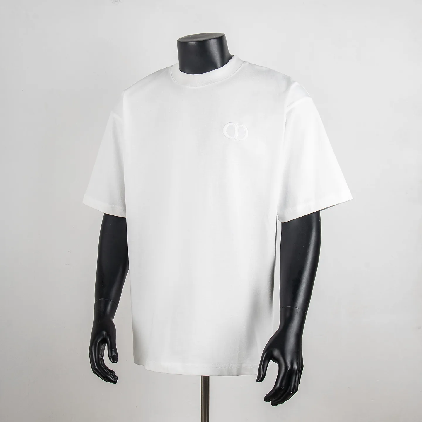 CD Icon Embroidered Cotton T-Shirt D11512303