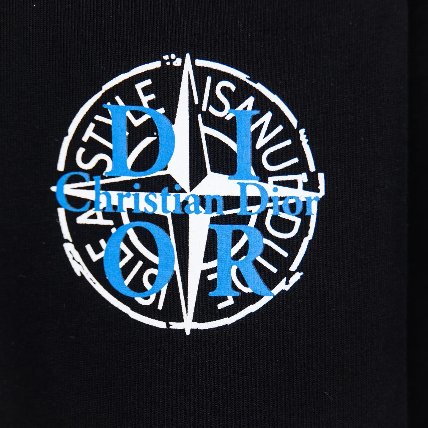 Logo Print Distressed Cotton T-Shirt D11912293 — view 5