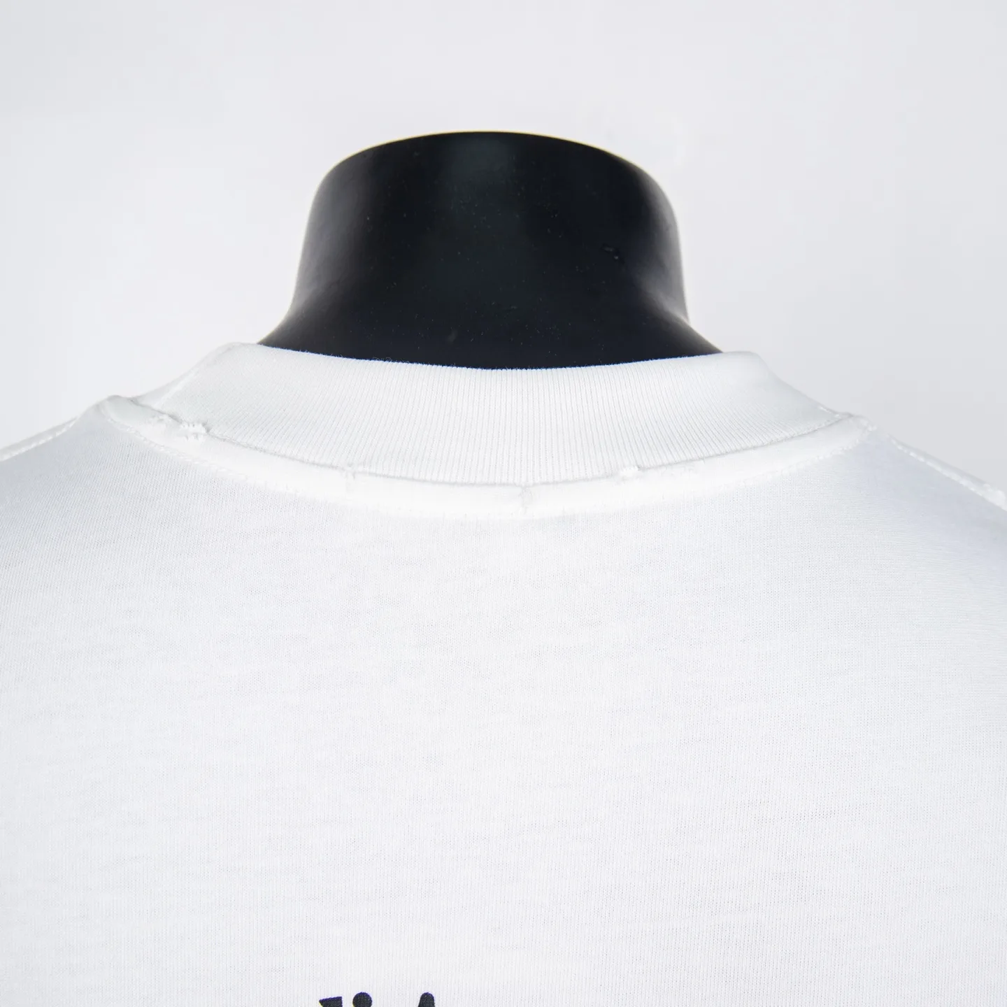 Logo Print Distressed Cotton T-Shirt D11912292 — view 4