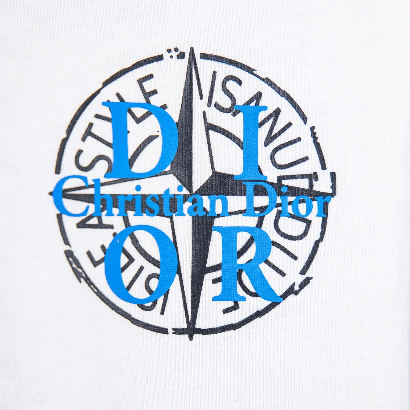 Logo Print Distressed Cotton T-Shirt D11912292 — view 5