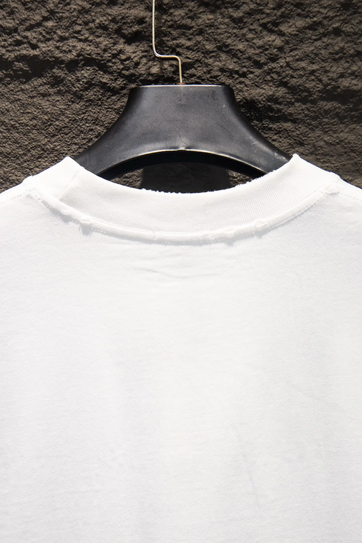 Embroidered Distressed Oversized T-Shirt D12915063 — view 7