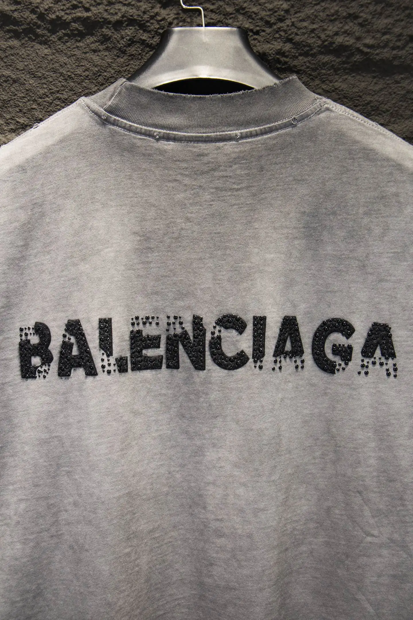 Oversized Distressed Rhinestone Logo T-Shirt D12514989 — view 5