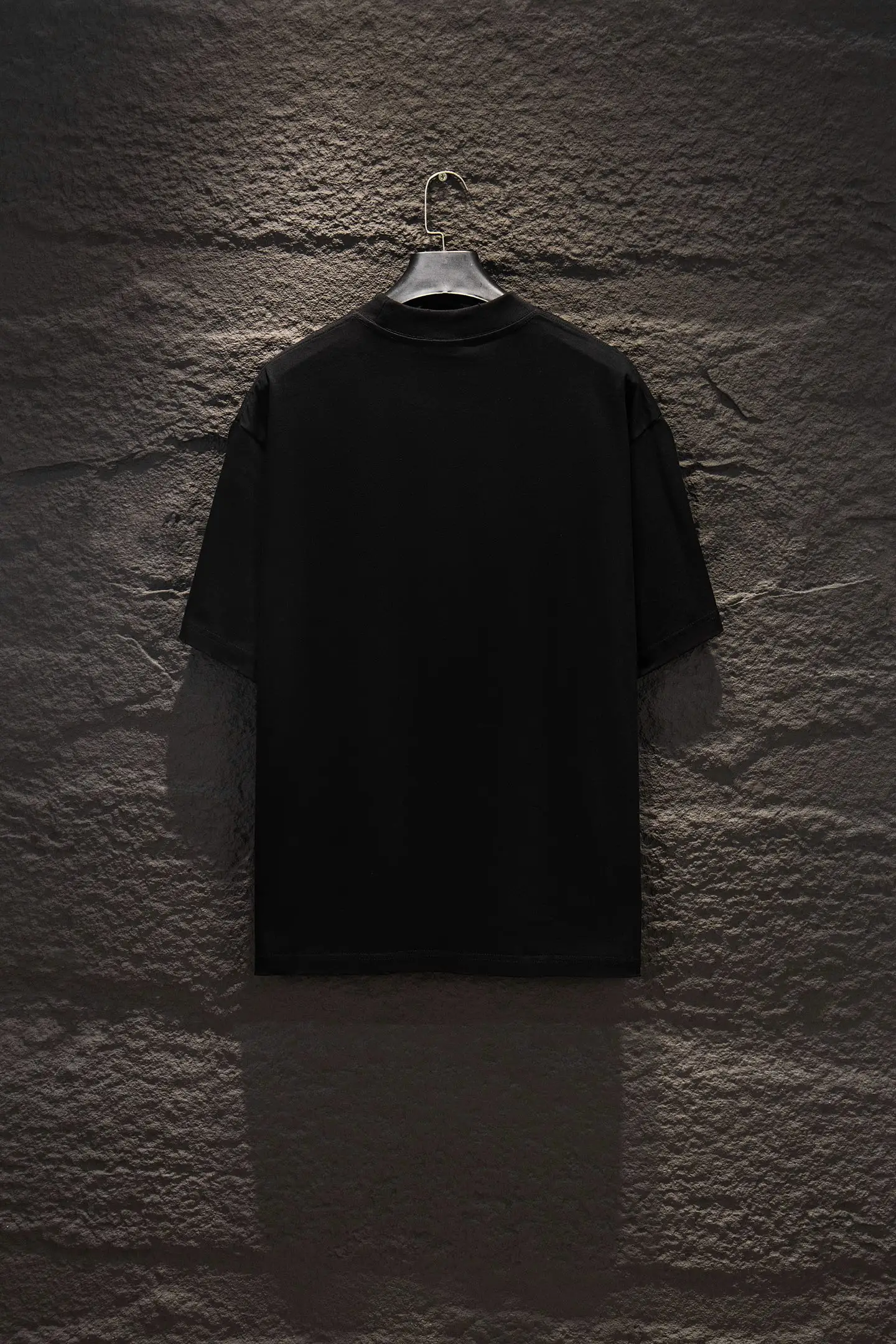 Oversized Rhinestone-Logo Distressed T-Shirt D13014985 — view 2
