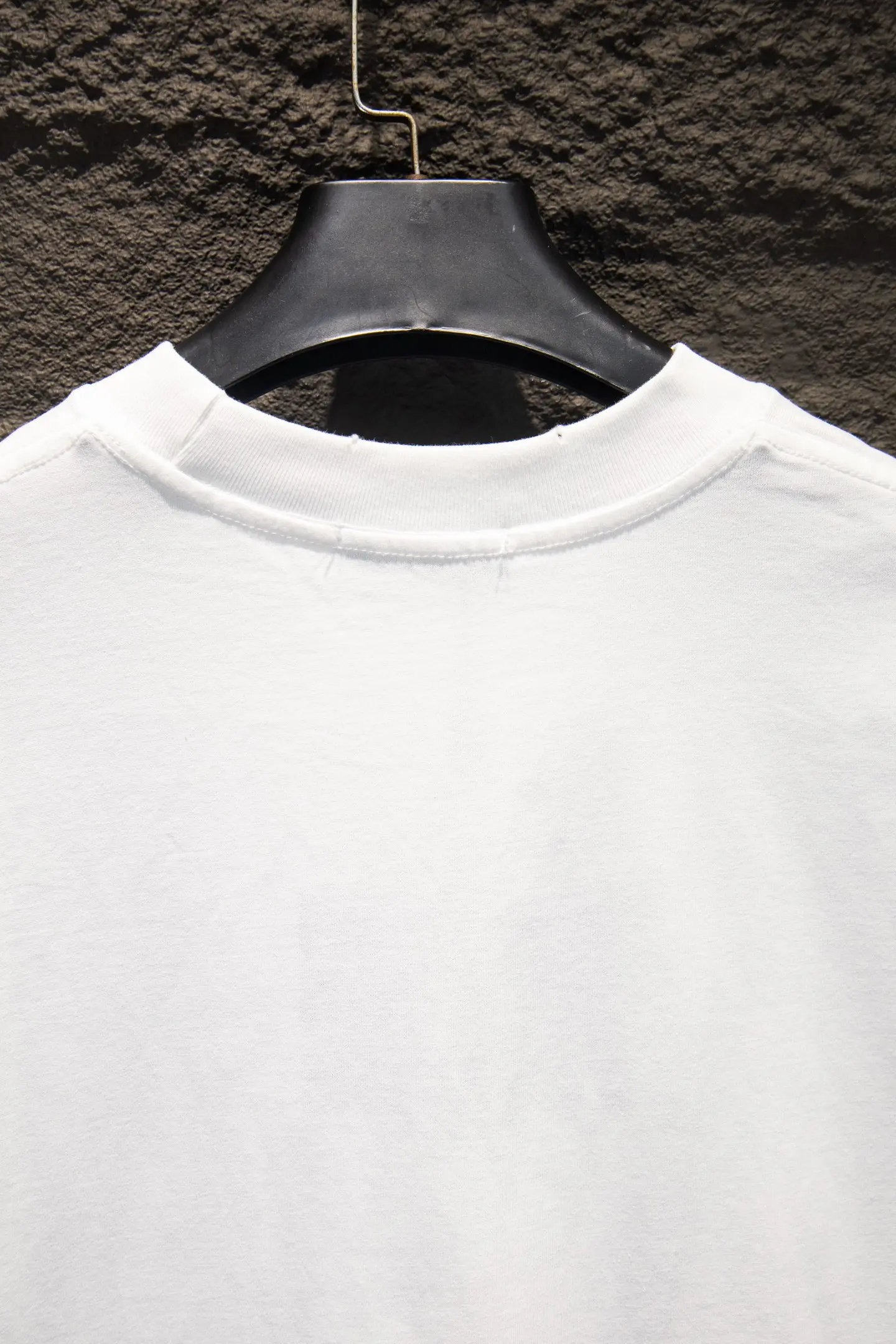 Logo-Print Flocked Cotton T-Shirt D12515069 — view 7