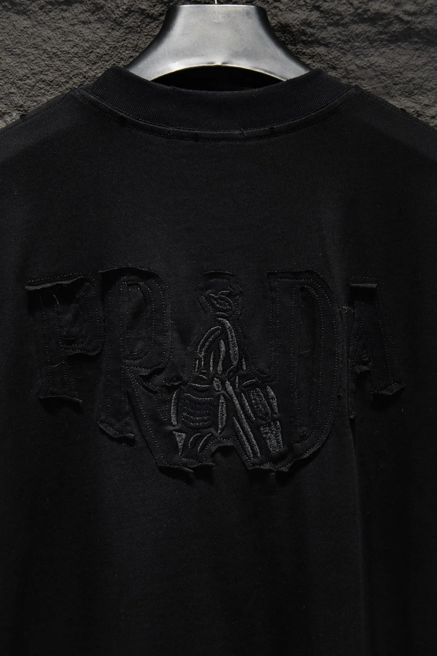 Distressed Embroidered Cotton T-Shirt D12515068 — view 5