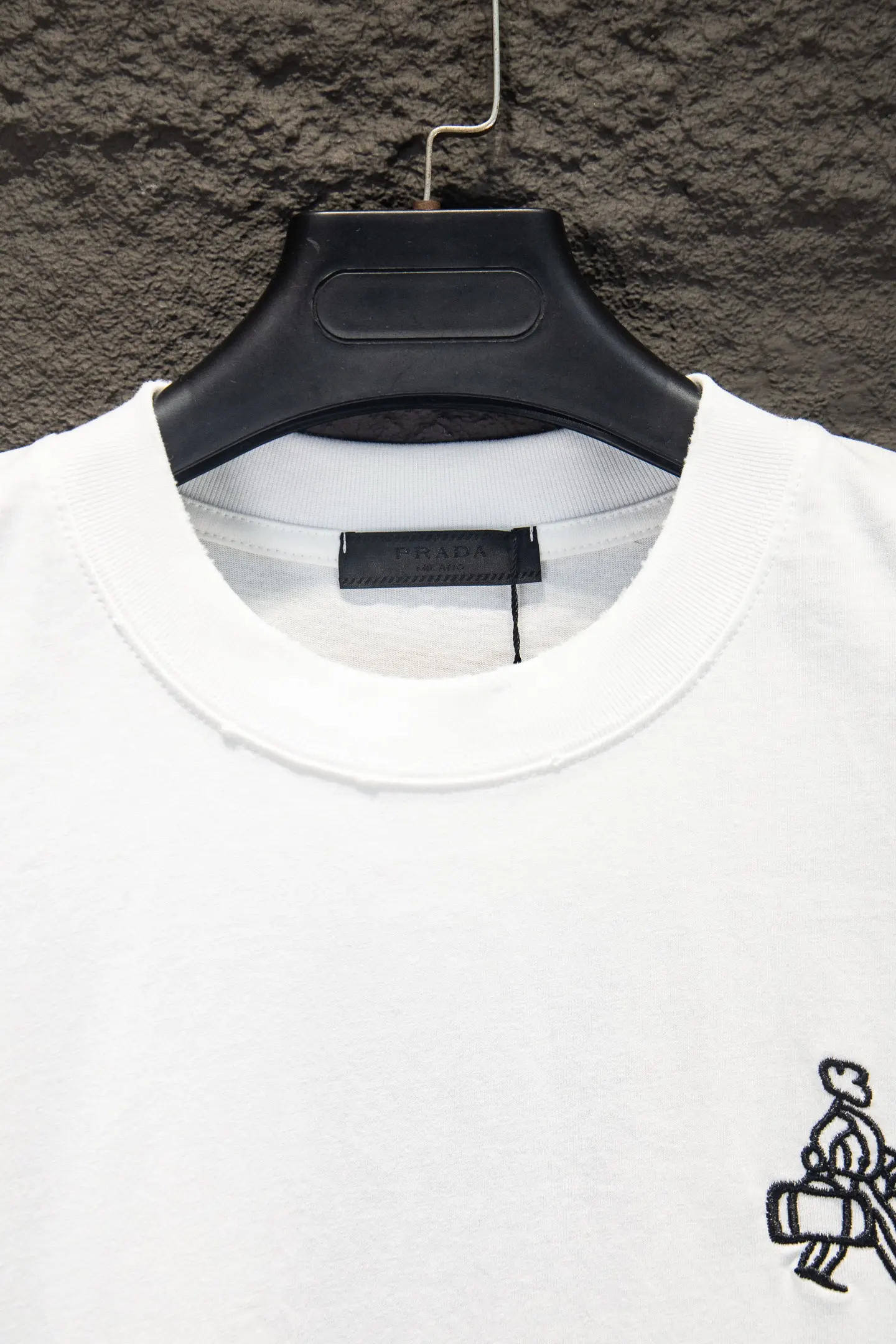 Distressed Embroidered Cotton T-Shirt D12515067 — view 3