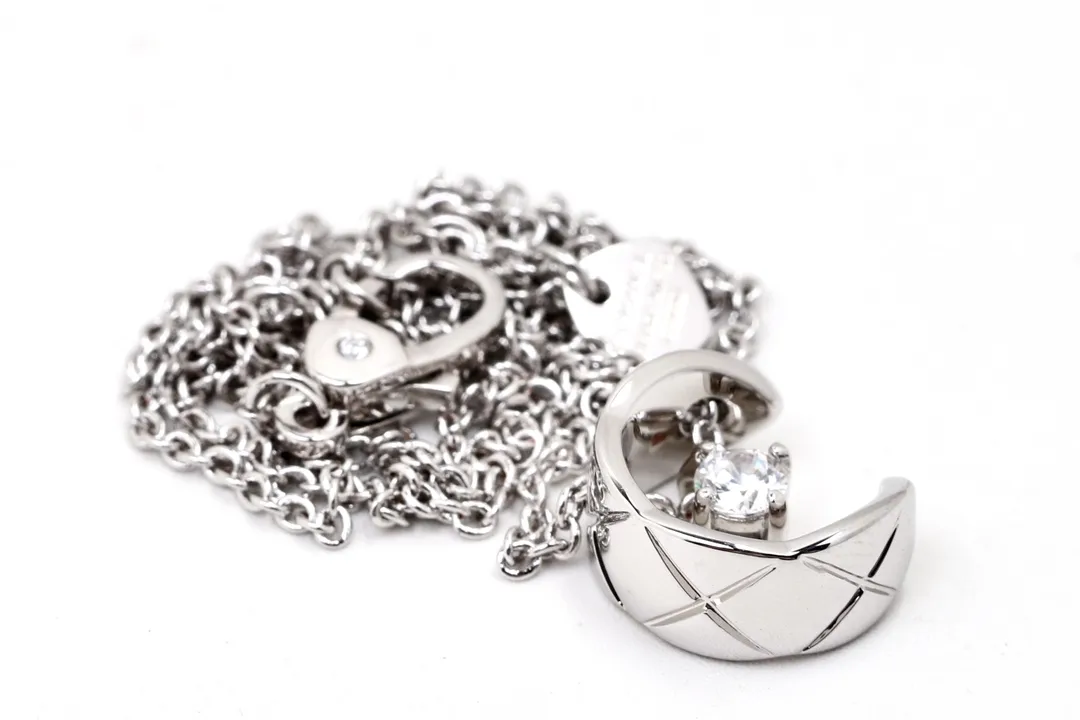 Quilted Crescent Moon Pendant Necklace D11016654 — view 2