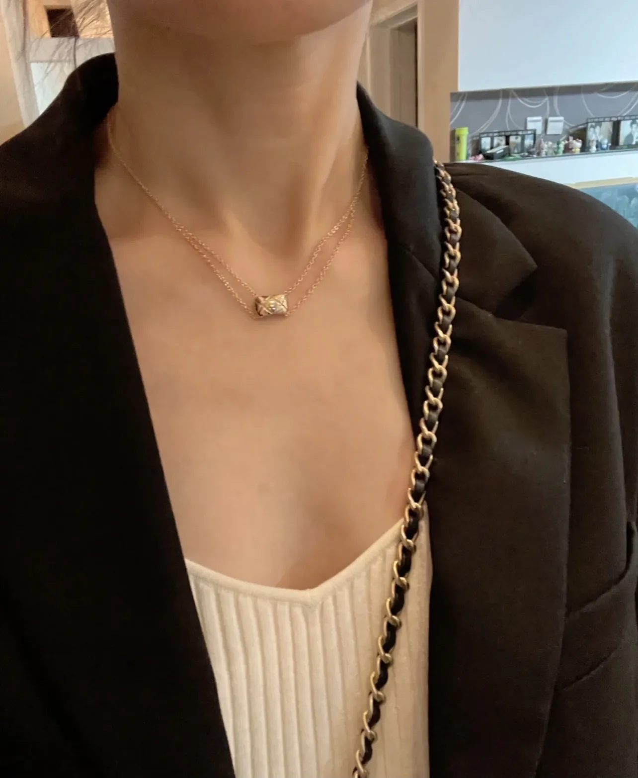 Quilted Motif Pendant Necklace D10517297 — view 8