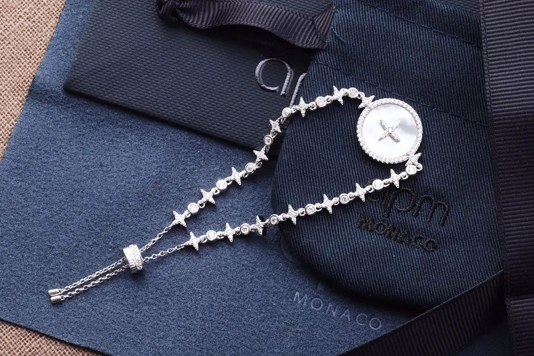 APM Monaco Meteorites Mother-of-Pearl Star Bracelet D24017628 — view 8