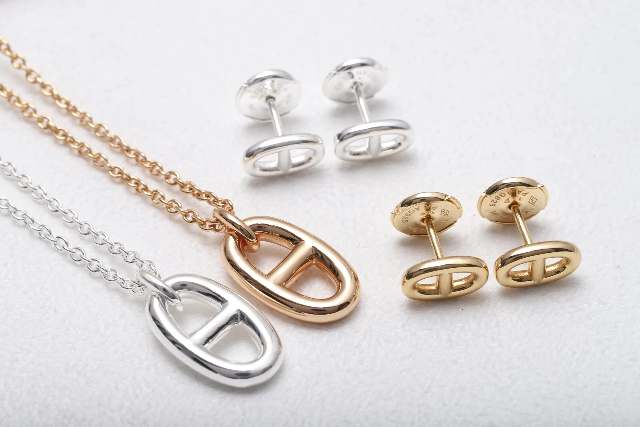 Reponse Stud Earrings D14017899 — view 3