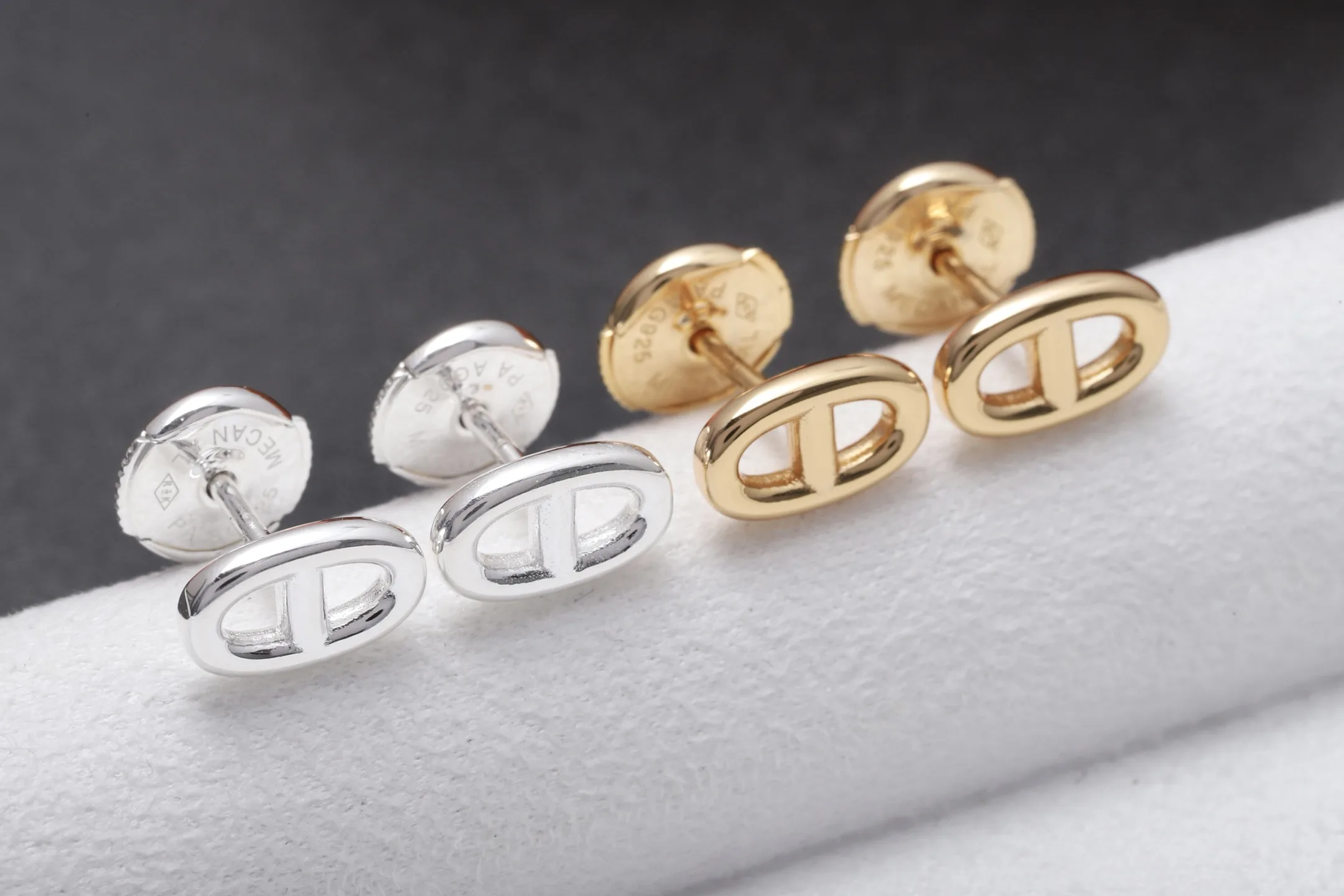 Reponse Stud Earrings D14017899 — view 4