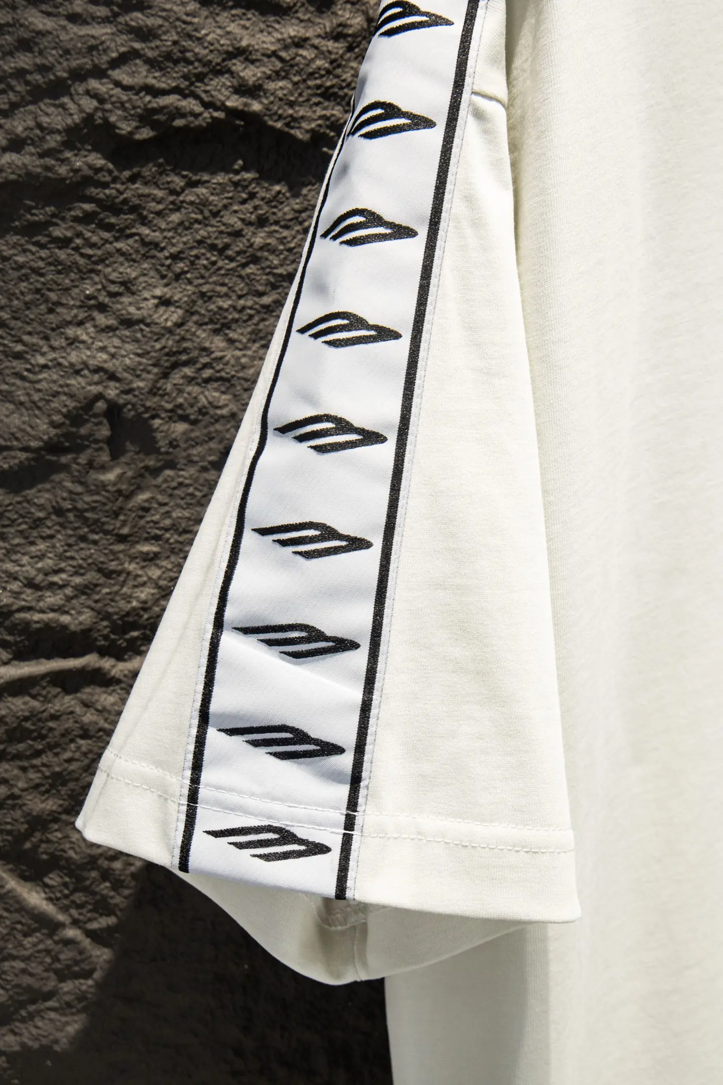Oversized Logo-Tape Cotton T-Shirt D10522959 — view 5