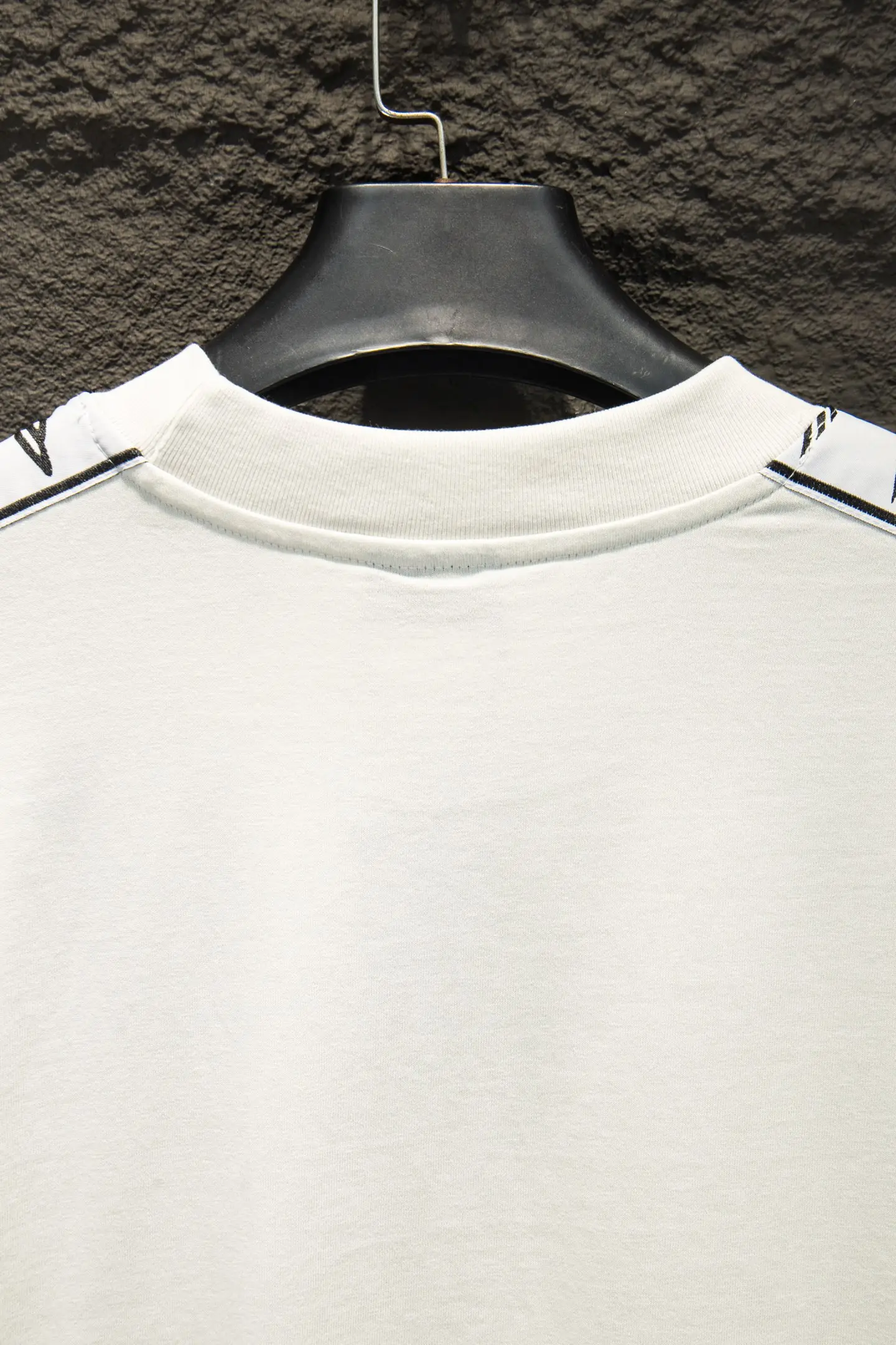 Oversized Logo-Tape Cotton T-Shirt D10522959 — view 7