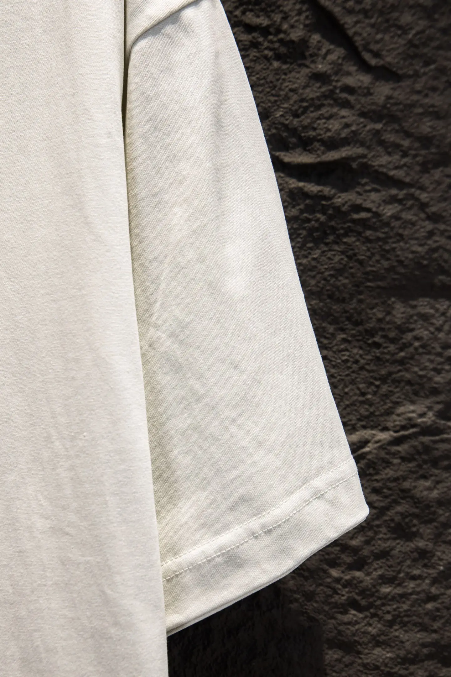 Crest Logo Oversized Cotton T-Shirt D10522928 — view 7