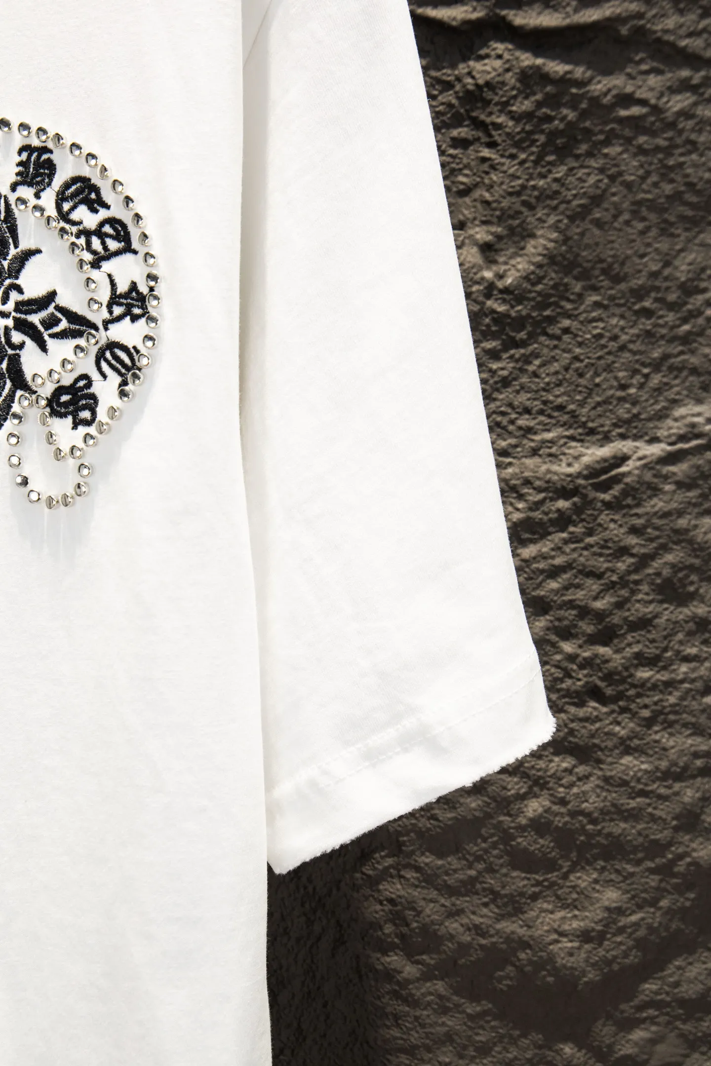 Embroidered Oversized Cotton T-Shirt D12922922 — view 7