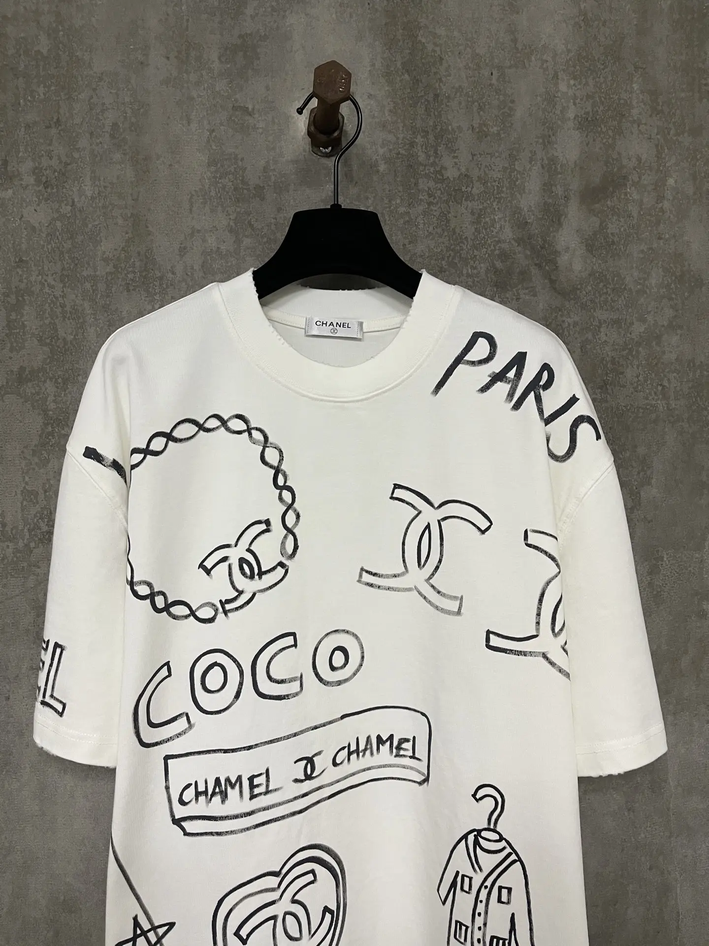 Hand-Painted Graffiti Heavyweight Cotton T-Shirt D17011939 — view 3