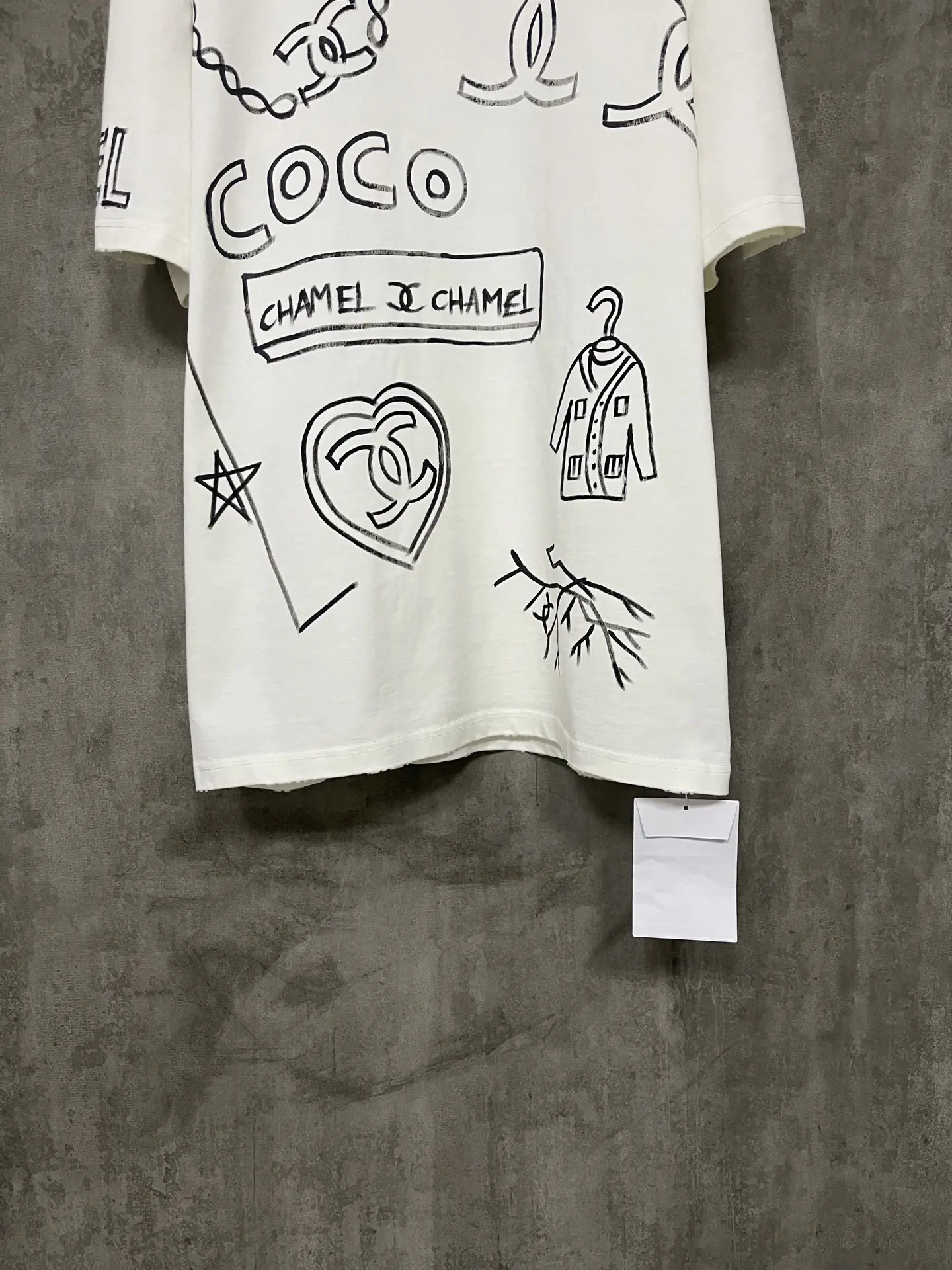 Hand-Painted Graffiti Heavyweight Cotton T-Shirt D17011939 — view 4