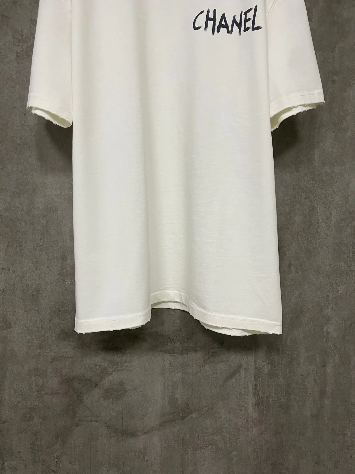 Hand-Painted Logo Heavyweight Cotton T-Shirt D17011940 — view 4