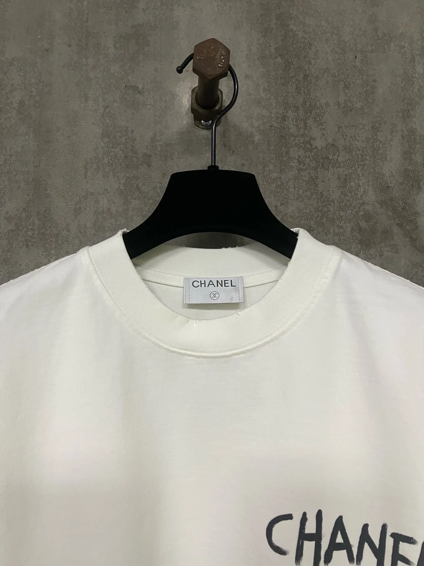 Hand-Painted Logo Heavyweight Cotton T-Shirt D17011940 — view 5